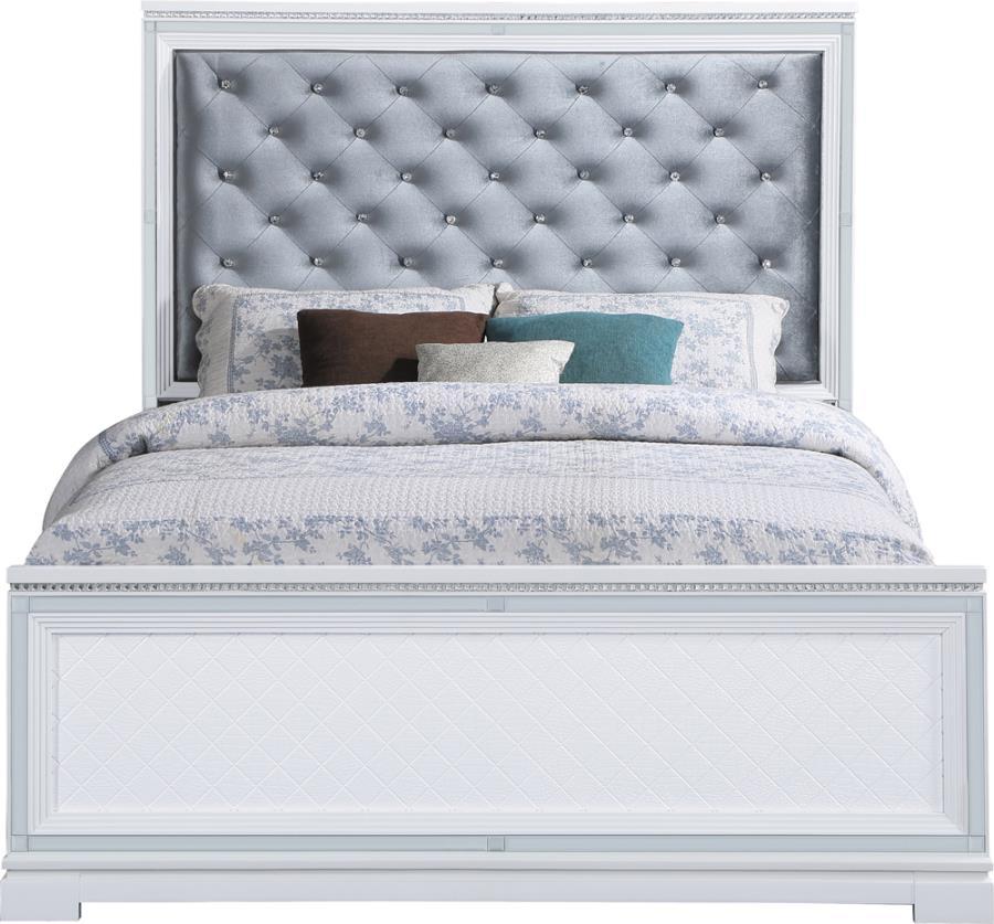 

    
Glam White Wood King Bed Coaster 223561KE Eleanor

