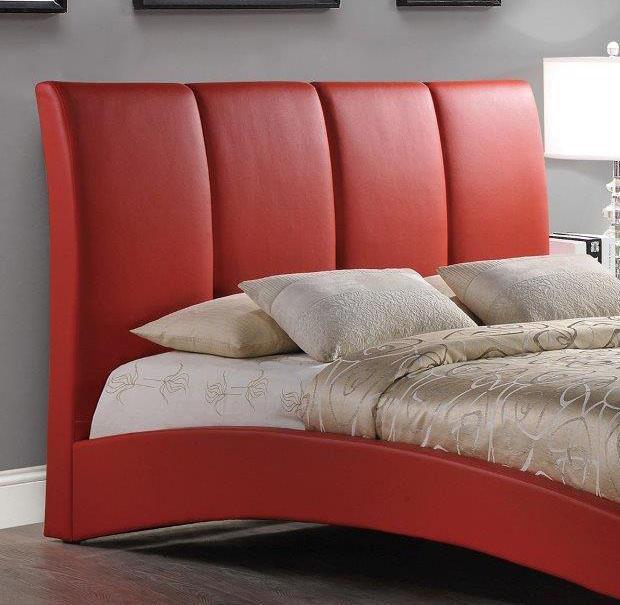 

    
Global Furniture 8272 R Modern Red Faux Leather Upholstery Queen Size Bed
