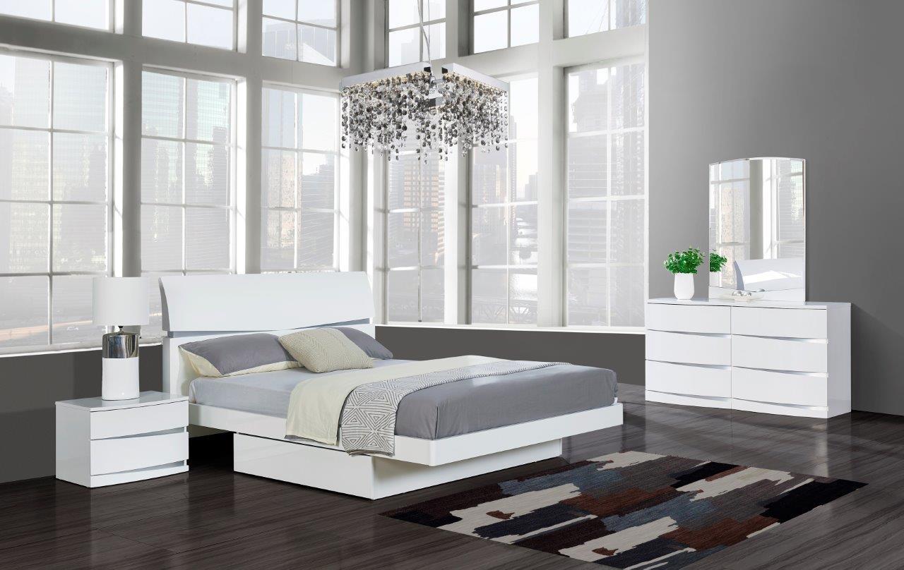 

    
Aurora WH-Bedroom-EK-Set-3 Global Furniture USA Platform Bedroom Set
