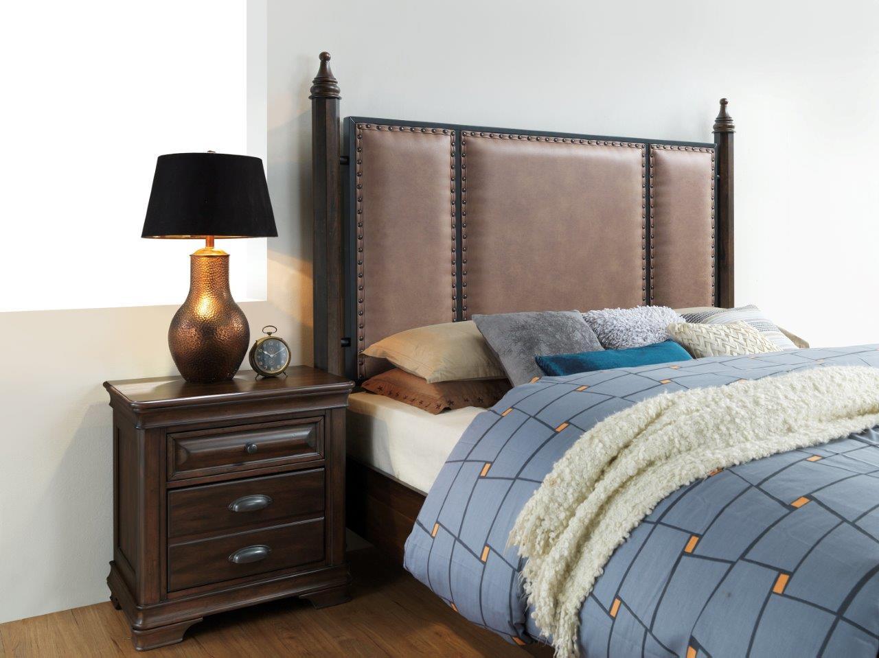 

                    
Global Furniture USA Cassandra Panel Bedroom Set Walnut Eco Leather Purchase 
