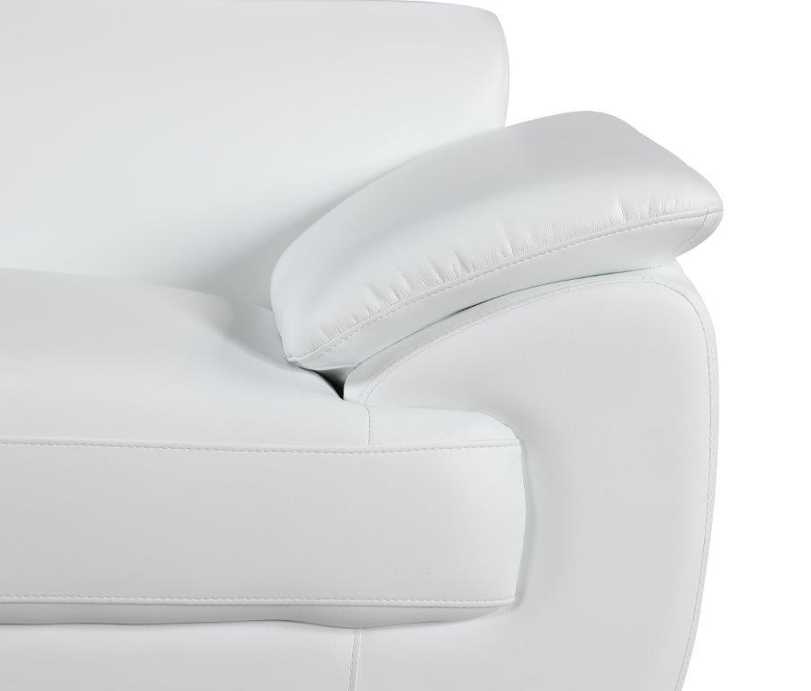 

        
00083398859078White Premium Leather Match Loveseat Contemporary 4571 Global United
