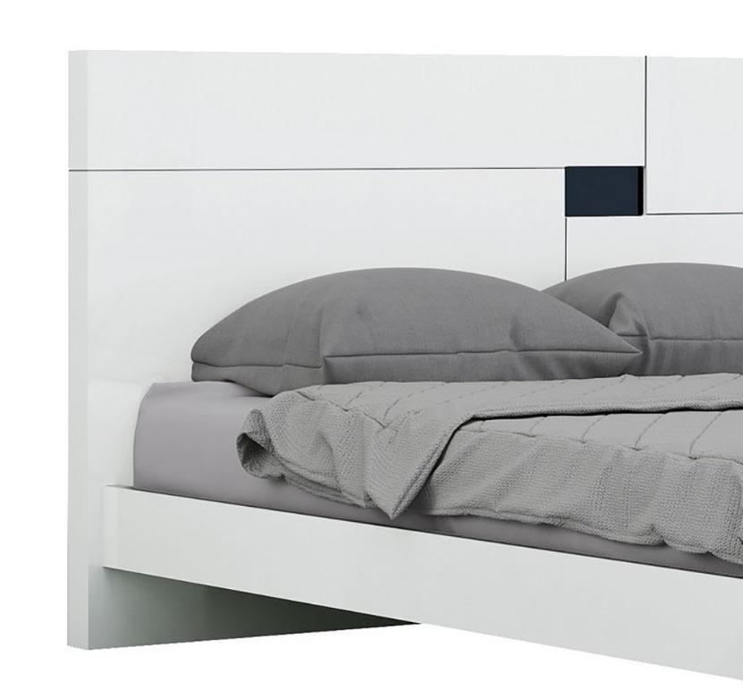 

    
Global United Aria Storage Bed White ARIA-BED-WHITE-EK
