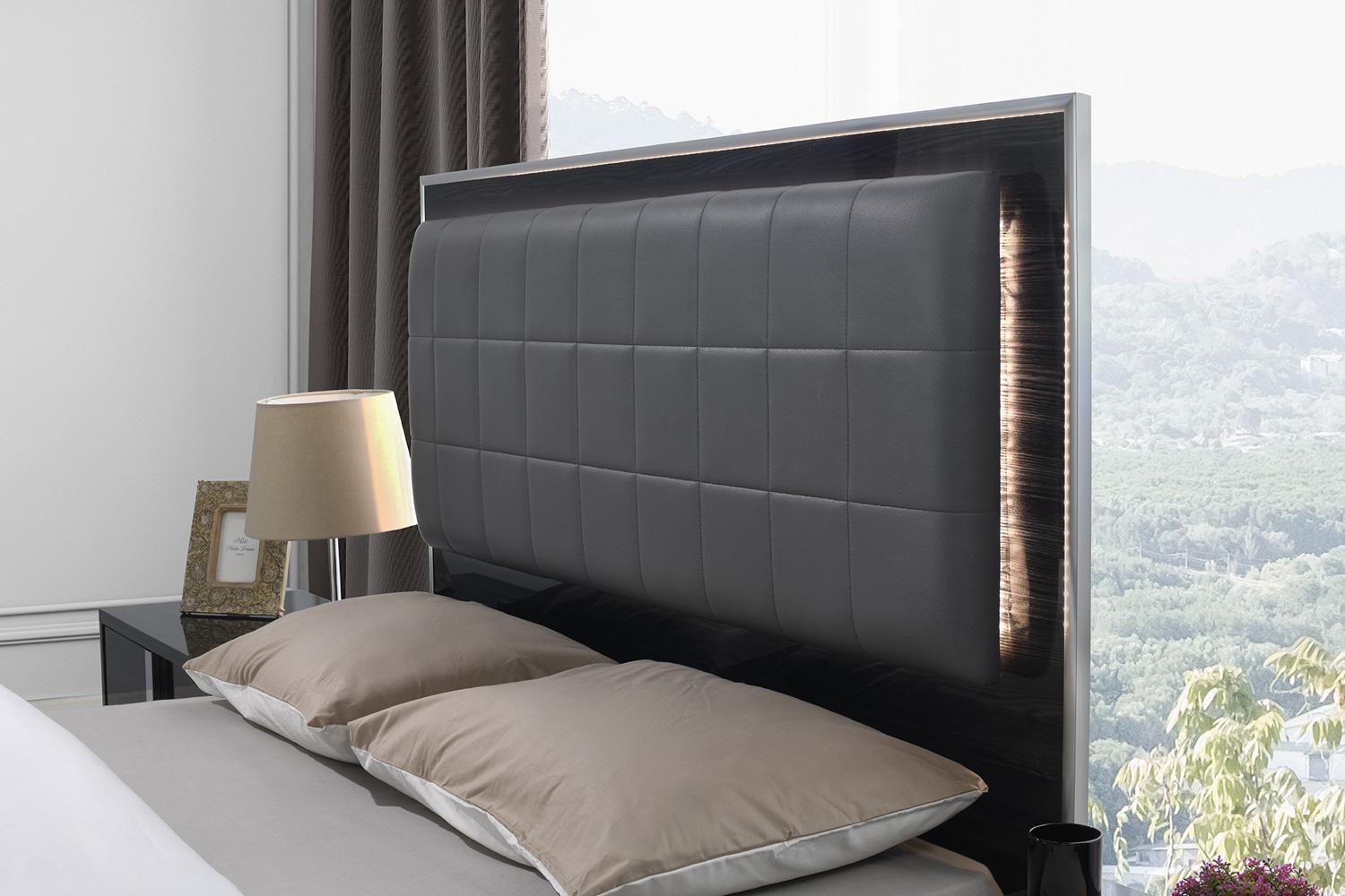 

                    
J&M Furniture Giulia Platform Bedroom Set Gray  Purchase 

