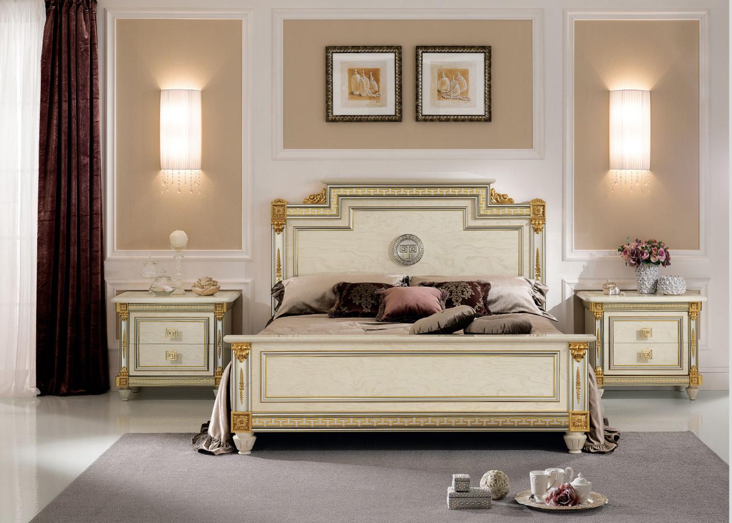 

    
Glossy Ivory Luxury King Bedroom Set 3Pcs Made in Italy Classic ESF Liberty Night
