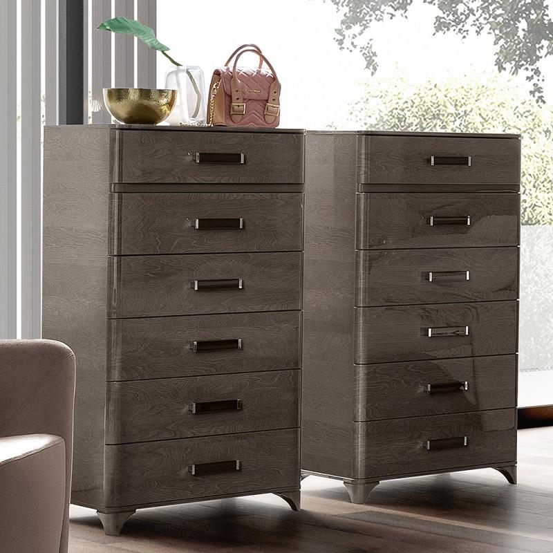 

    
Glossy Silver Birch 6 Drawers Chest Contemporary Luca Home
