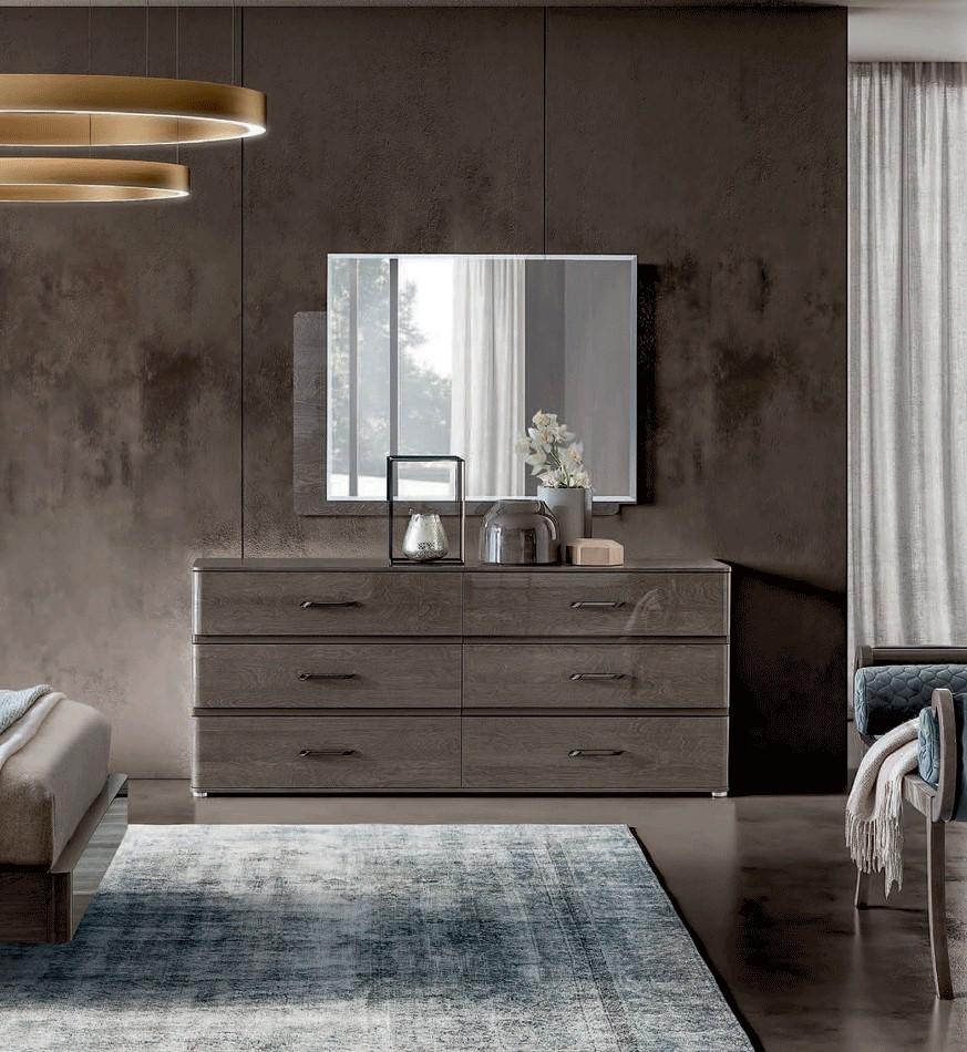 

    
Glossy Silver Birch Double Dresser & Mirror Set Contemporary Luca Home
