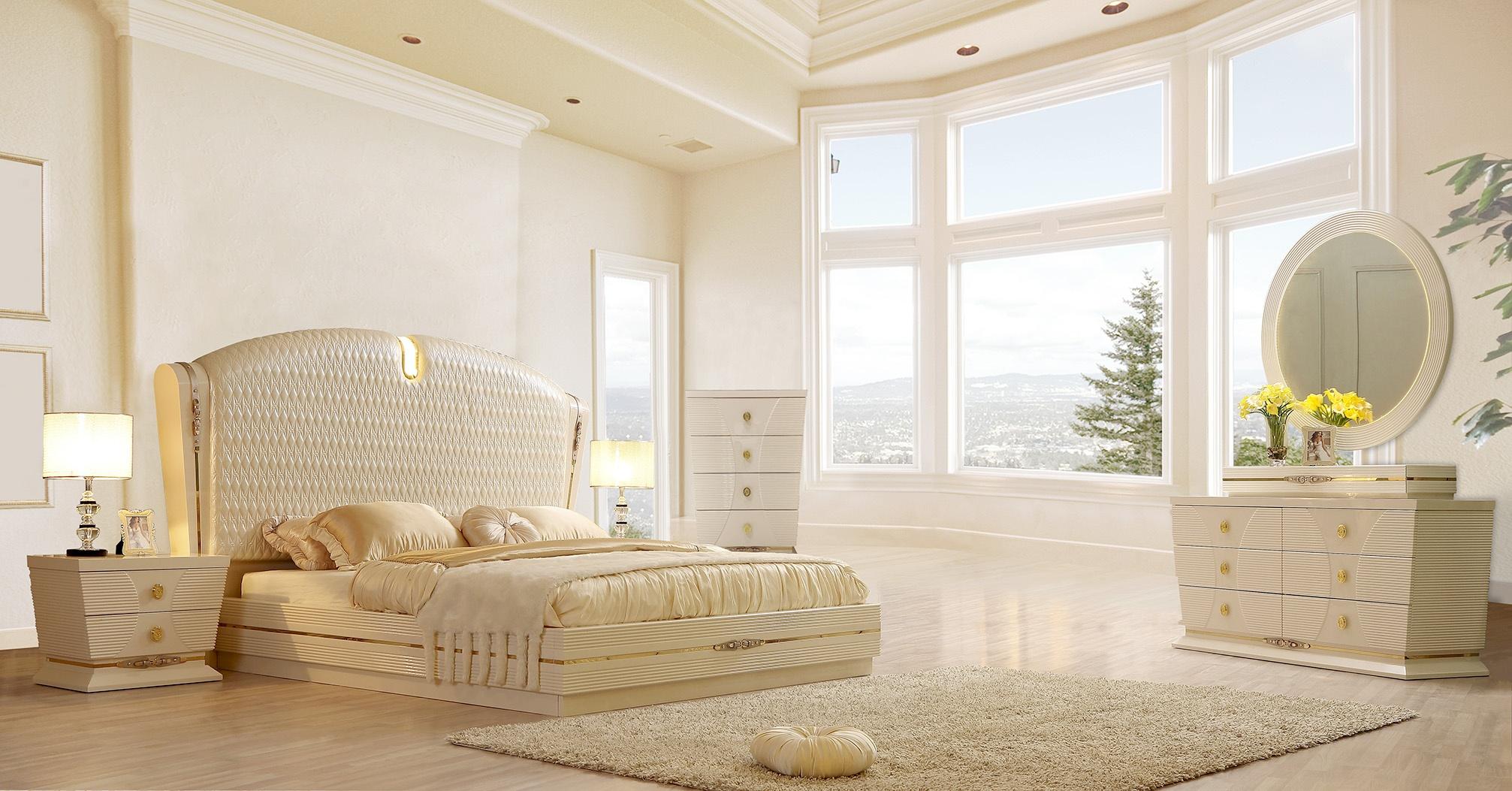 

    
Glossy White Diamond CAL King Bedroom Set 5Pcs Contemporary Homey Design HD-914

