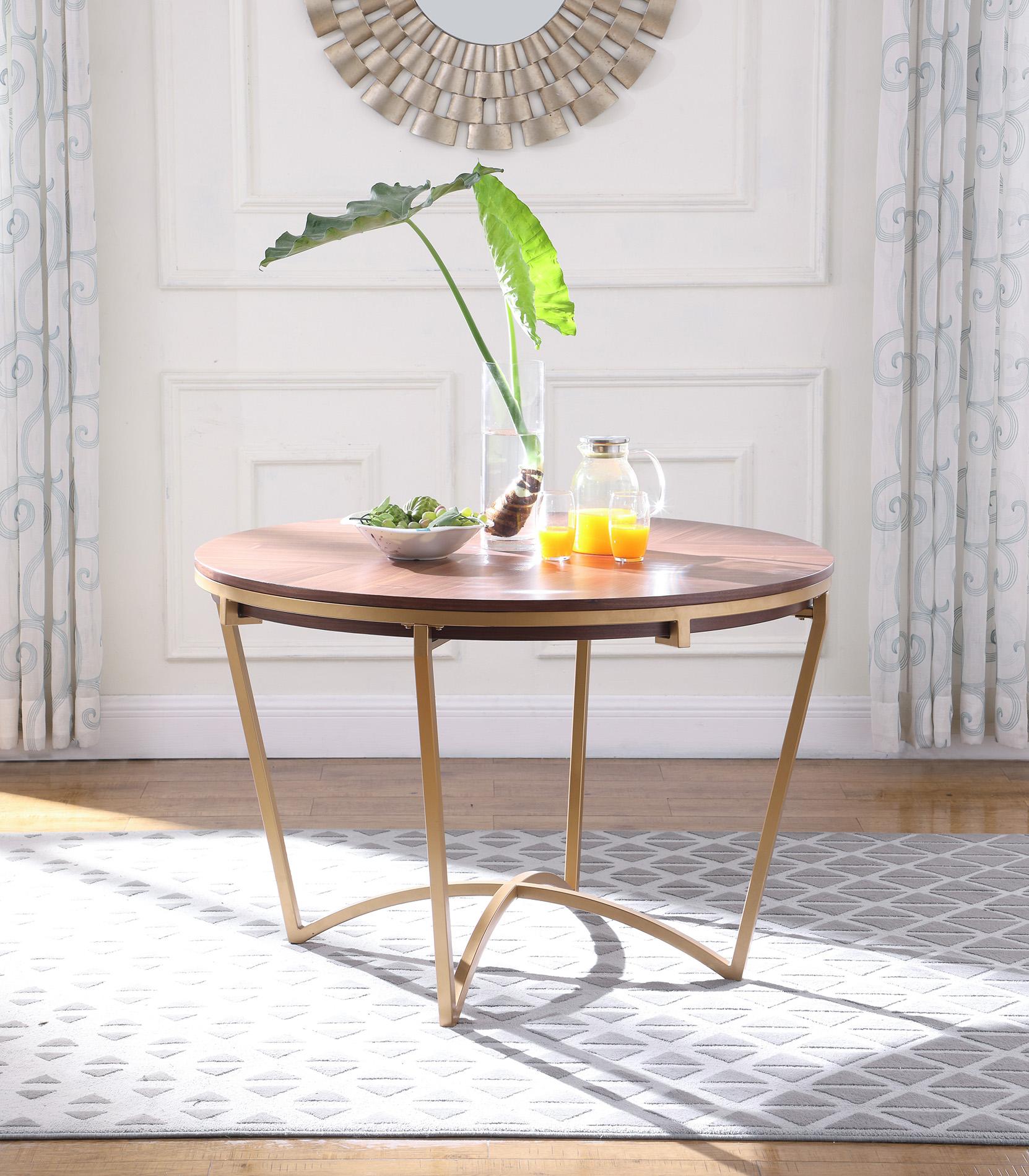 

        
Meridian Furniture ELEANOR 932-T-Set-5 Dining Table Set Walnut/Gray/Gold Fabric 753359804842

