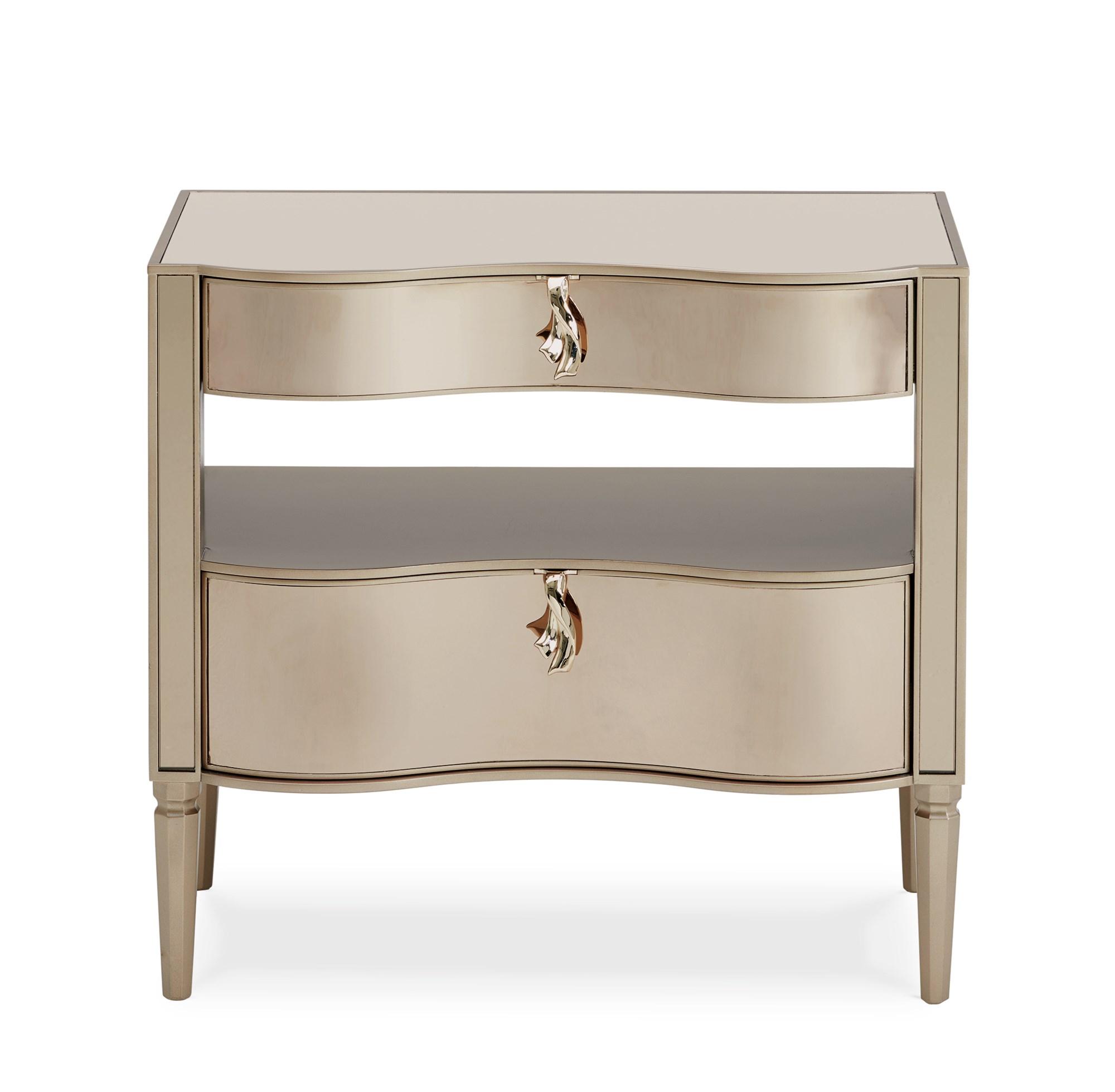 

    
Caracole IT&#039;S A SMALL WONDER Nightstand Set Gold CLA-419-061-Set-2
