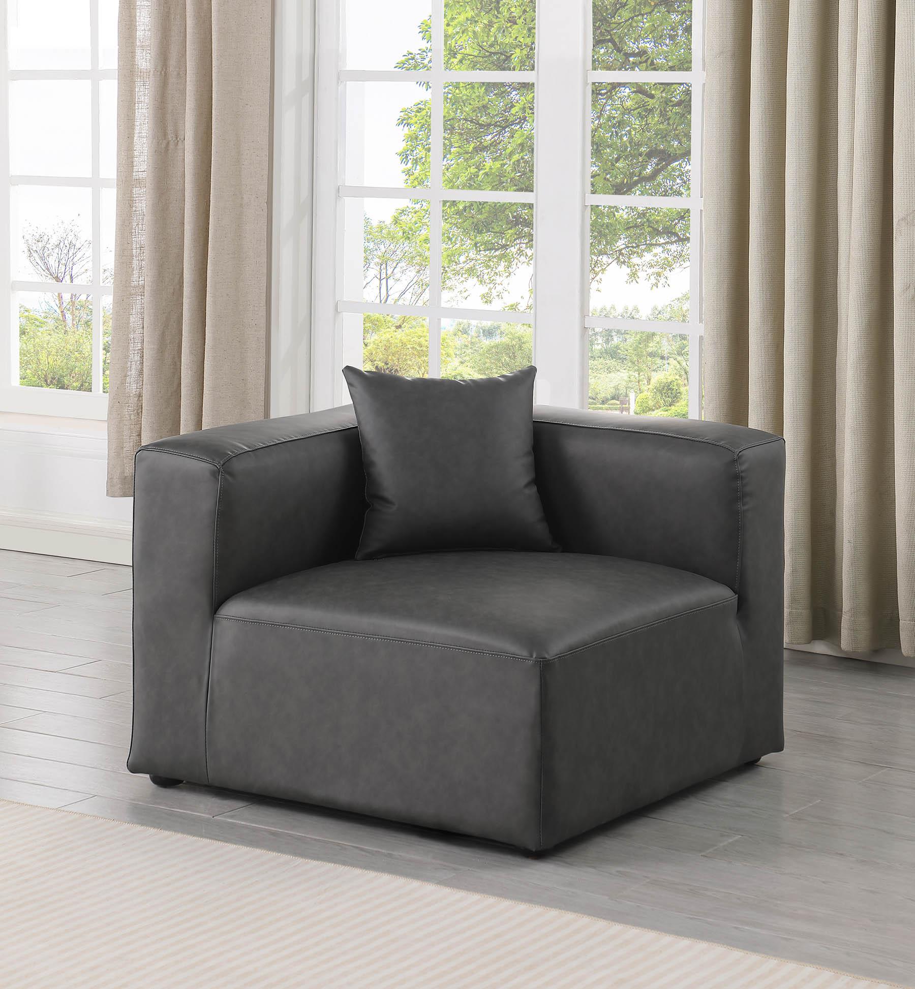 

    
Gray Faux Leather Modular Corner Chair CUBE 668Grey-Corner Meridian Modern
