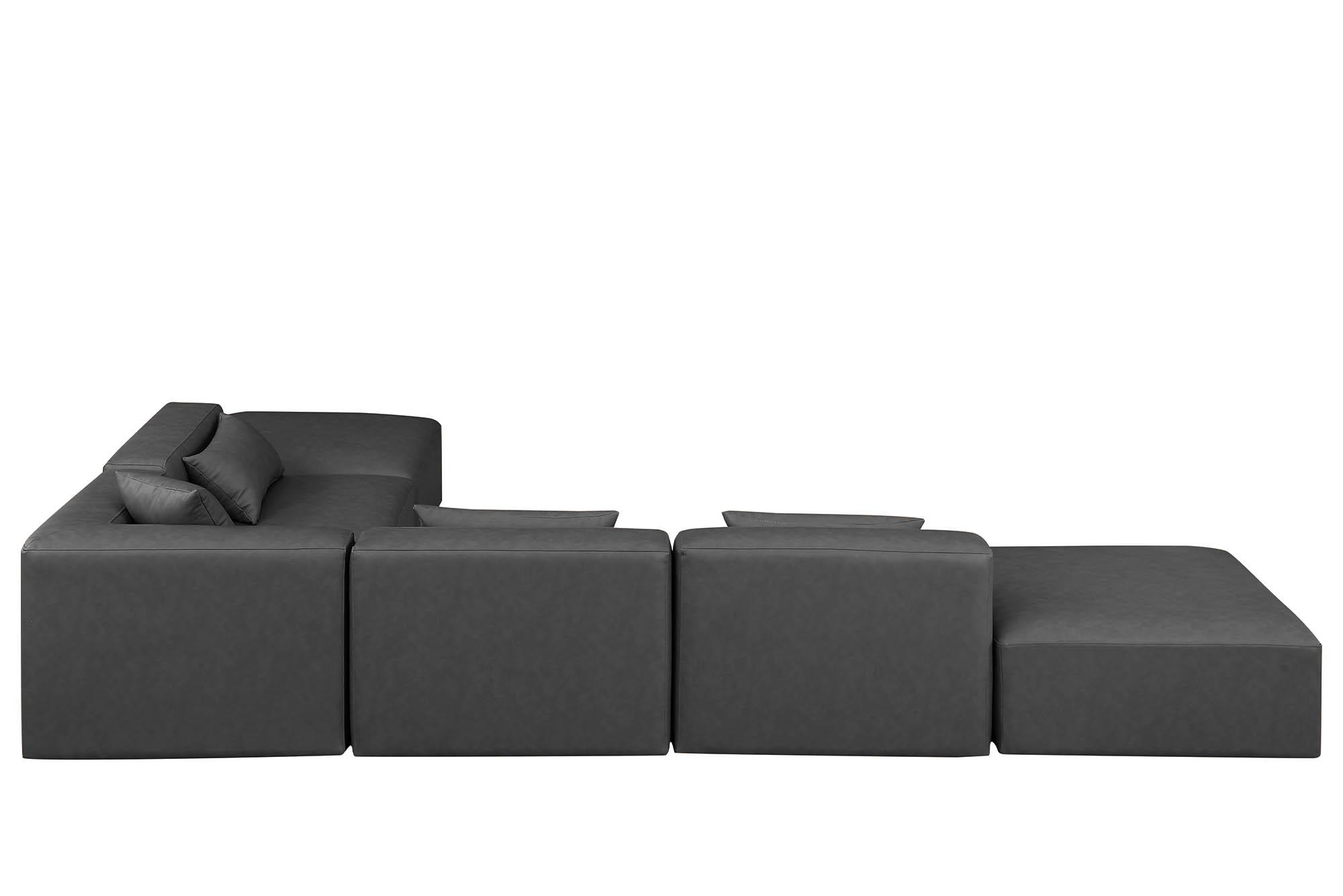 

    
668Grey-Sec6E Meridian Furniture Modular Sectional Sofa
