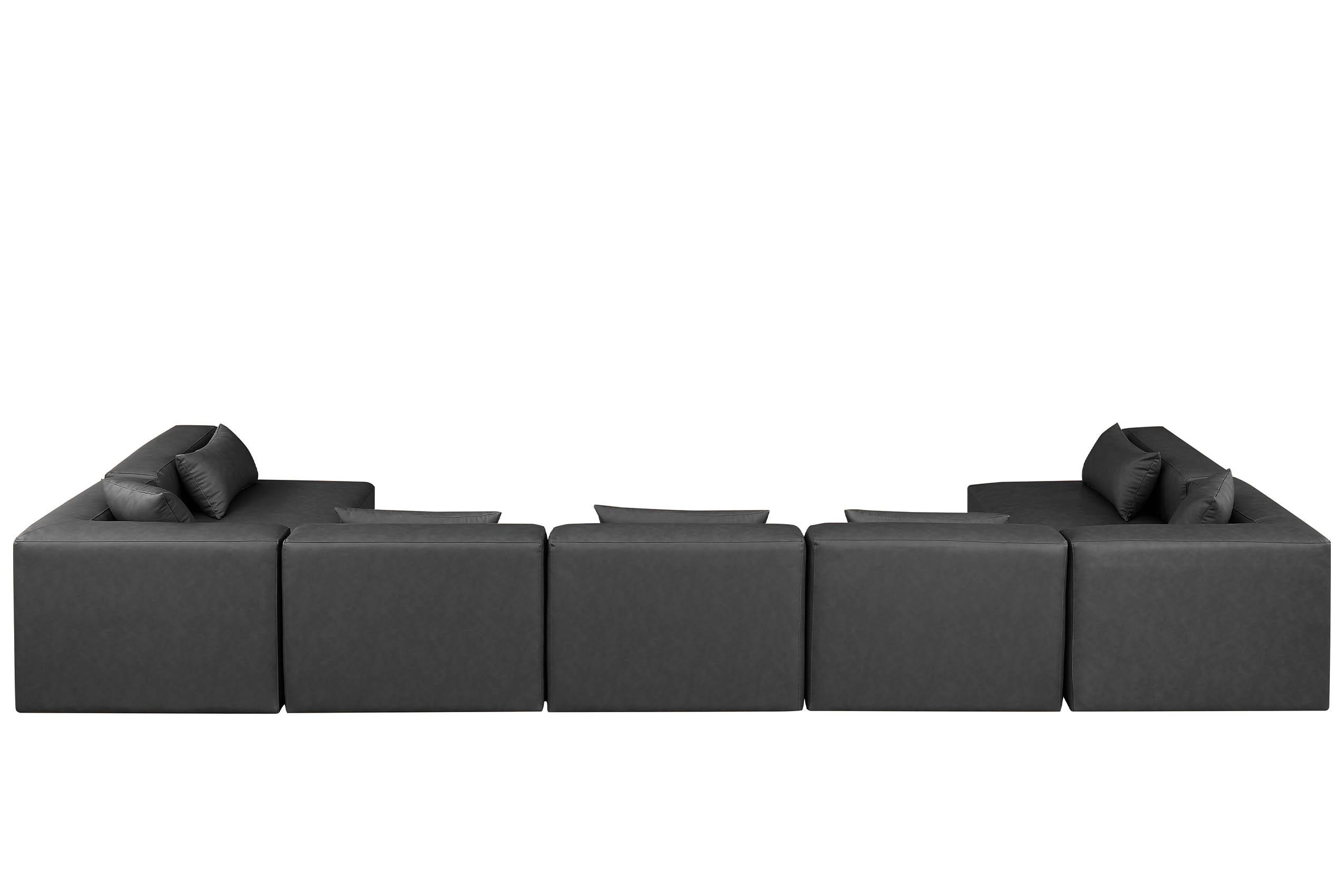

    
668Grey-Sec7B Meridian Furniture Modular Sectional Sofa
