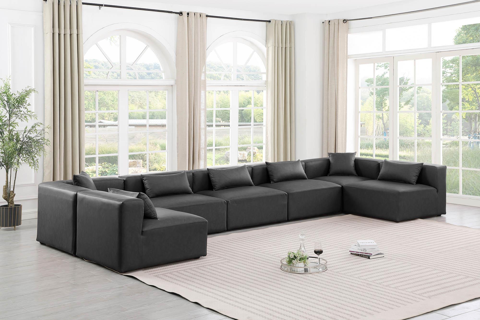 

    
Gray Faux Leather Modular Sectional CUBE  668Grey-Sec7B Meridian Contemporary
