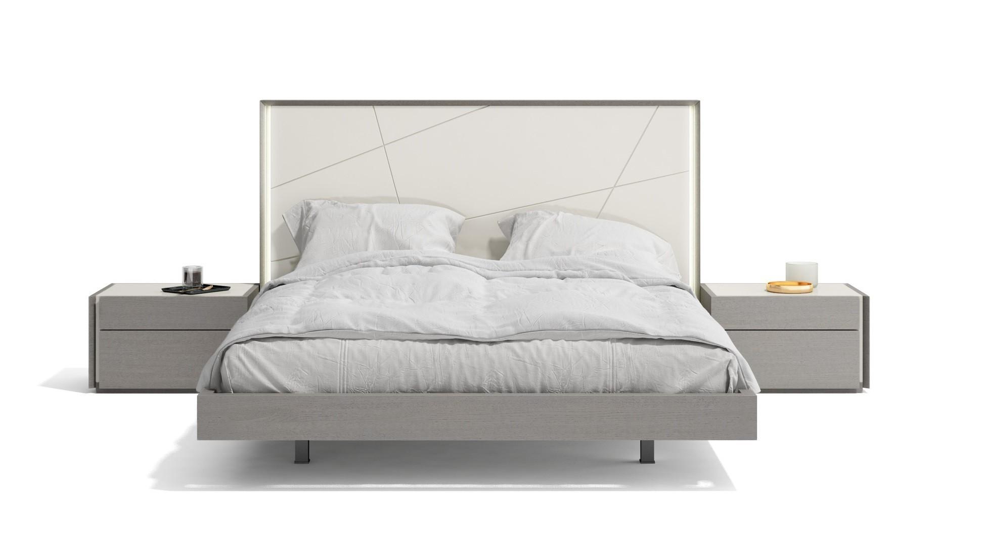 Modern Platform Bedroom Set Sintra SKU 17554-EK-Set-3 in Gray 
