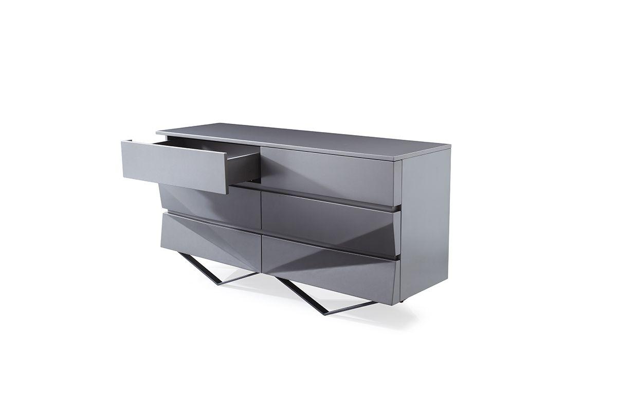 

                    
VIG Furniture Duke Dresser With Mirror Tan/Gray  Purchase 
