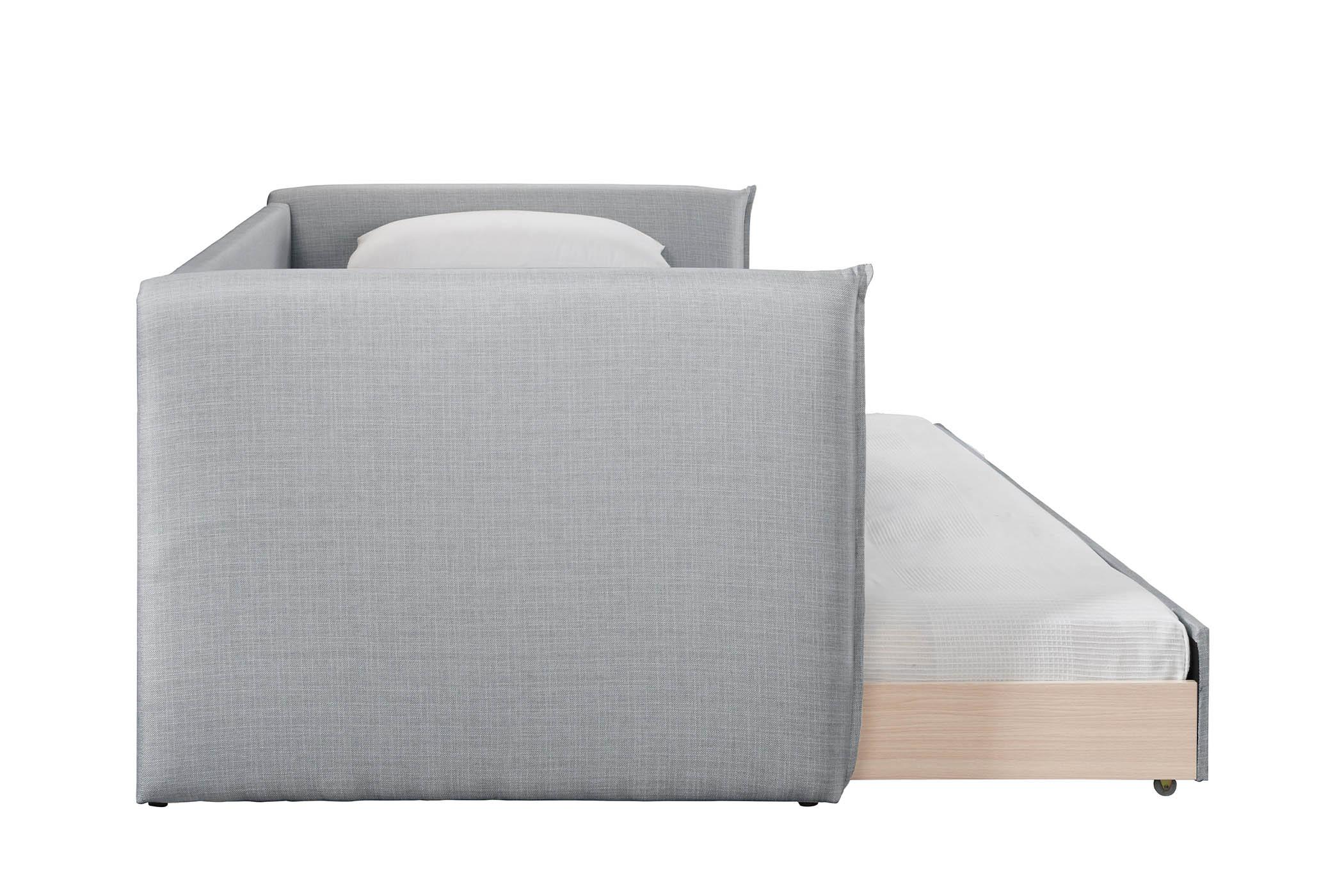 

        
Meridian Furniture ColtonGrey-T Daybed Gray Fabric 094308312750
