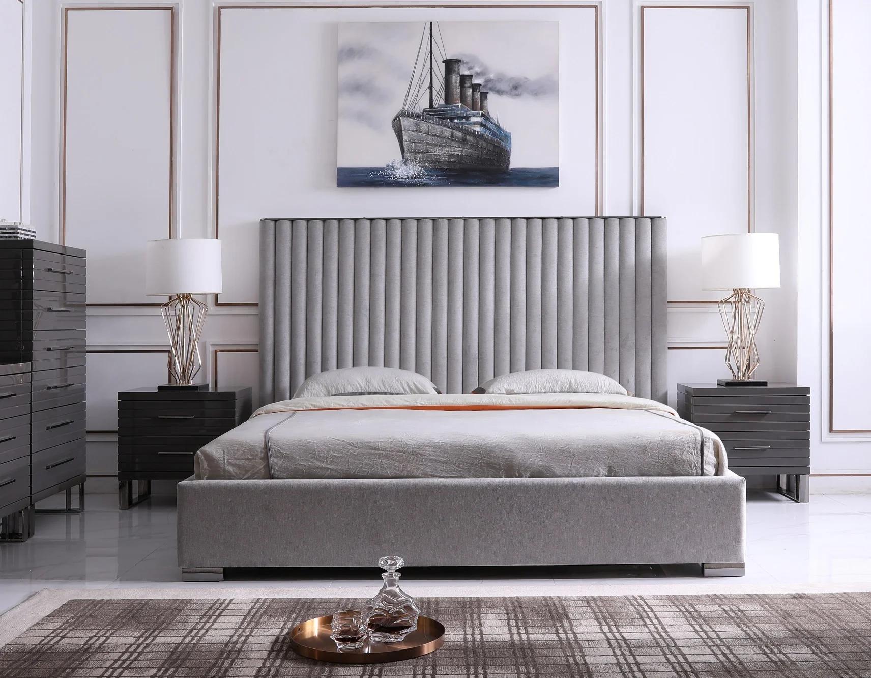

    
Gray Linen King Platform Bedroom Set 3Pcs by VIG Modrest Splendor
