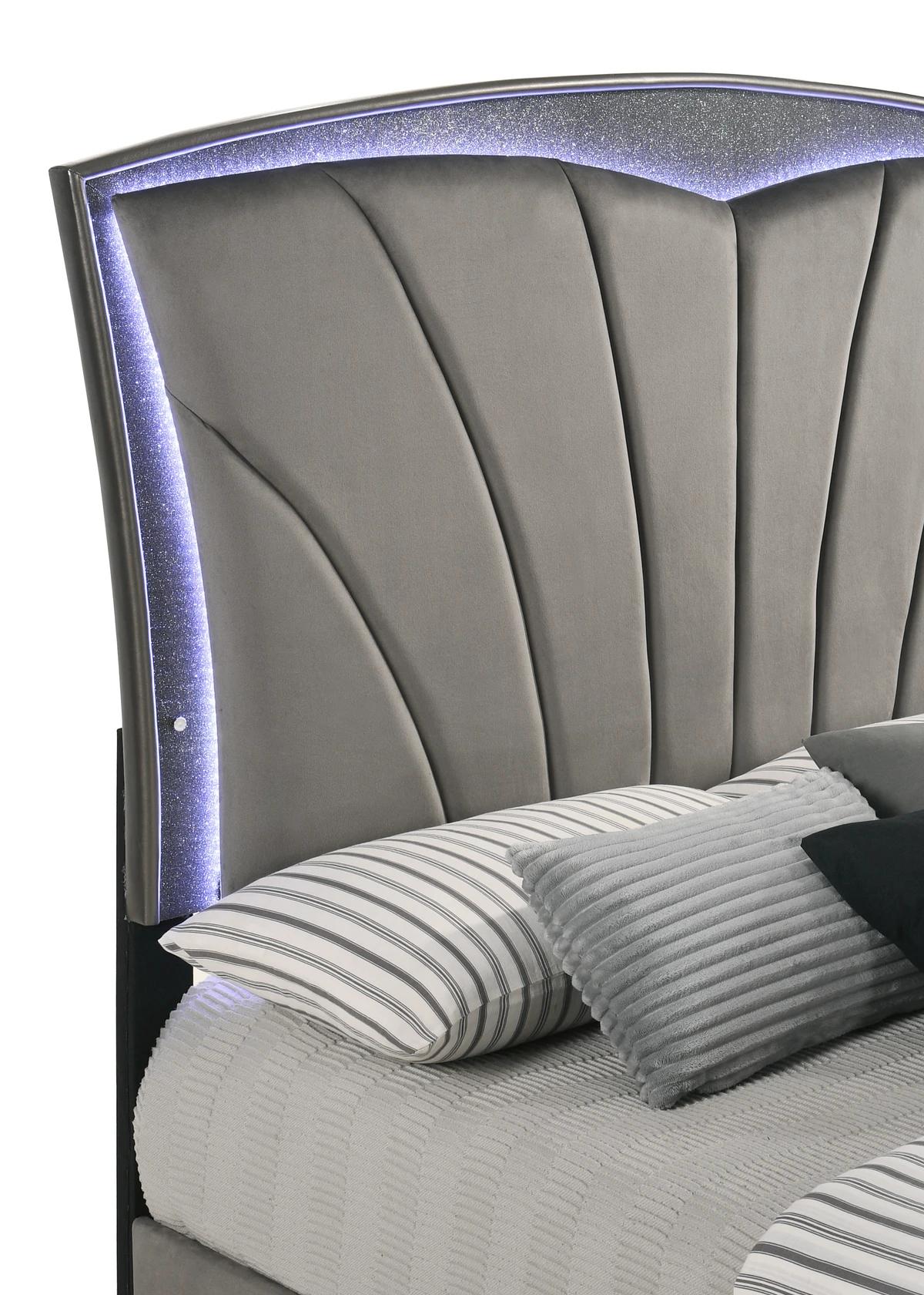 

                    
Crown Mark Frampton Panel Bedroom Set Gray Upholstered Purchase 
