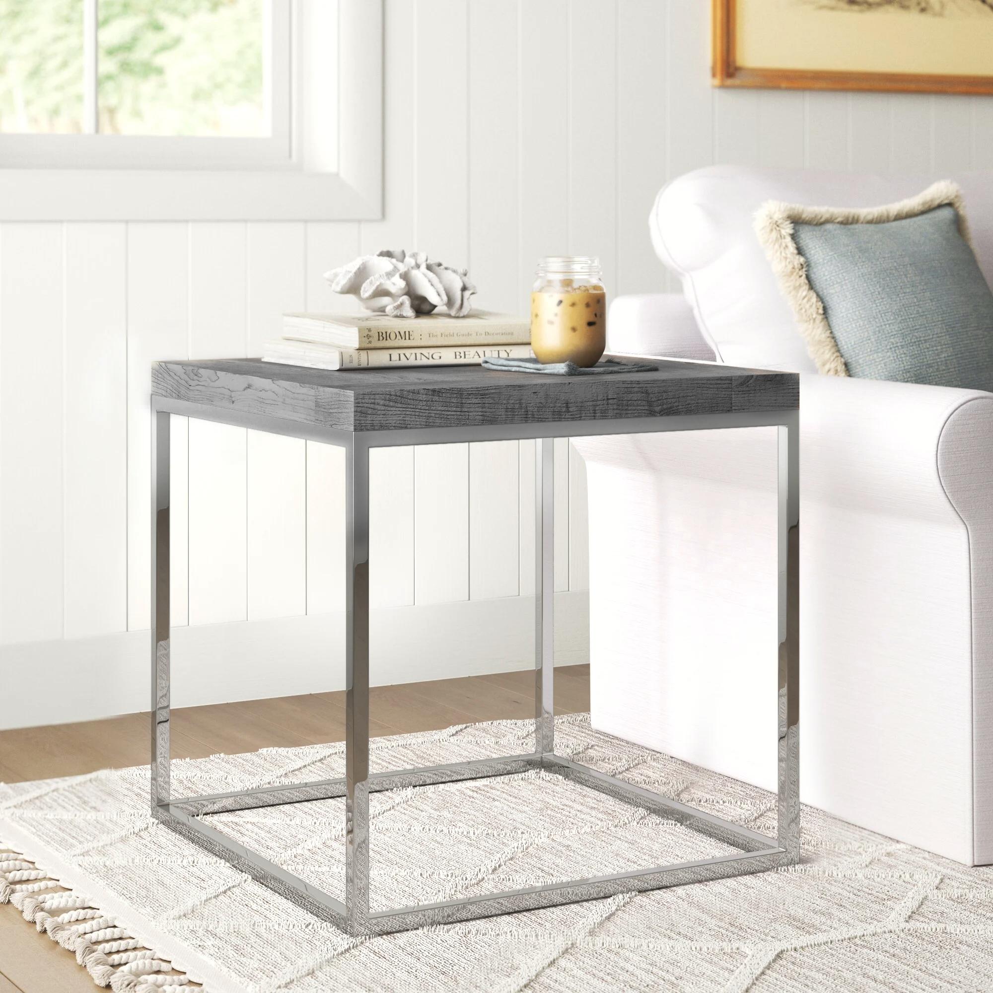 

    
3701SET Crown Mark Coffee Table and 2 End Tables
