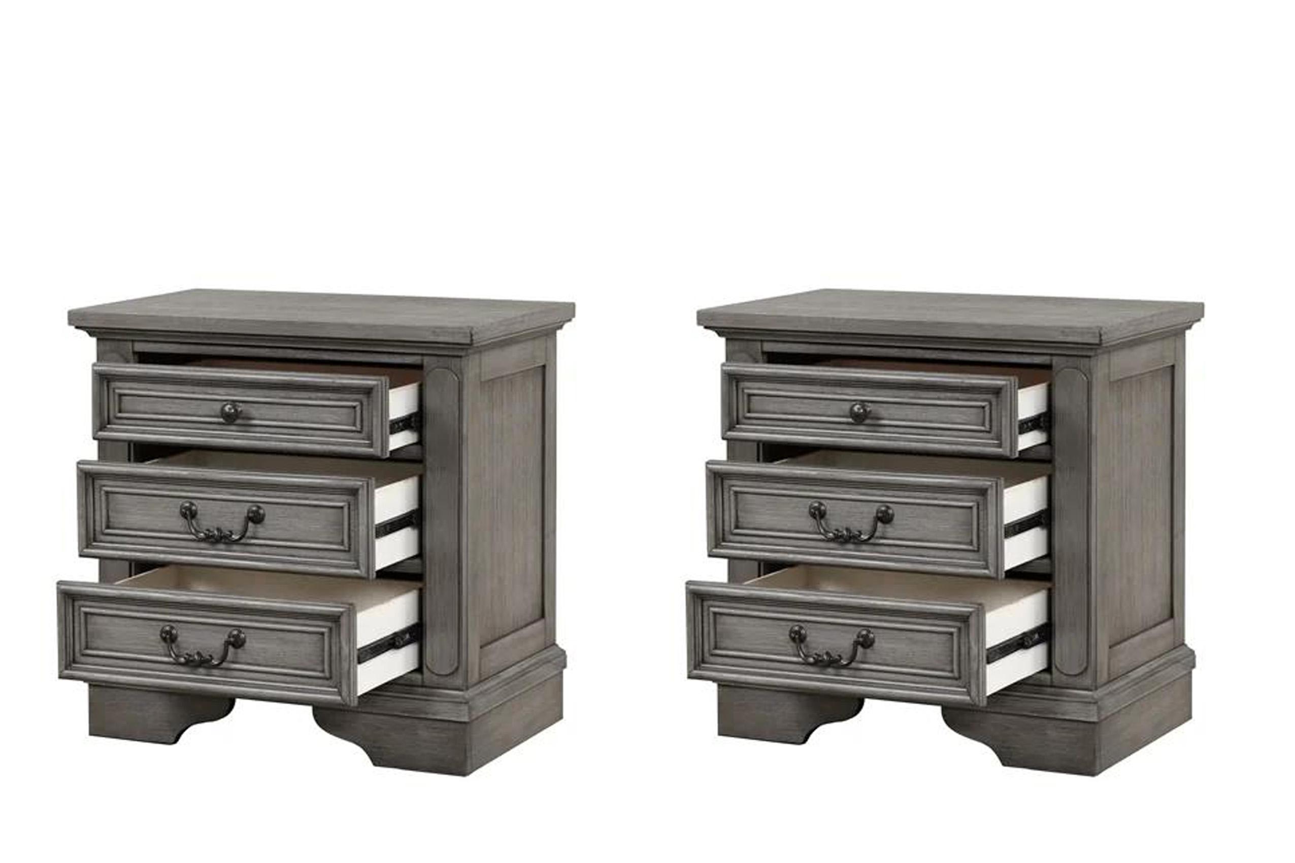

    
Gray Solid Wood 3 Drawers Nightstand Set 2Pcs GRACE Galaxy Home Traditional
