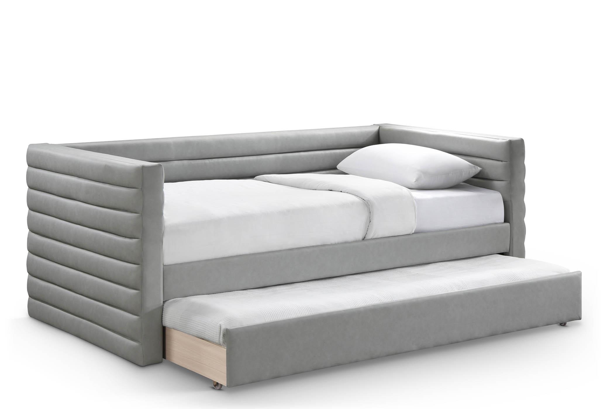 

    
Gray Vegan Leather Twin Daybed BeverlyGrey-T Meridian Modern Contemporary
