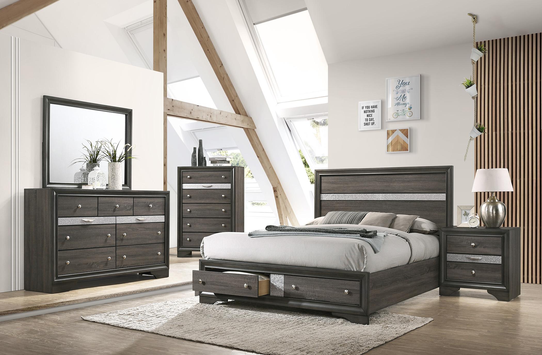 Contemporary, Modern Storage Bedroom Set Naima-25967EK 25967EK-Set-4 in Silver, Gray Matte Lacquer
