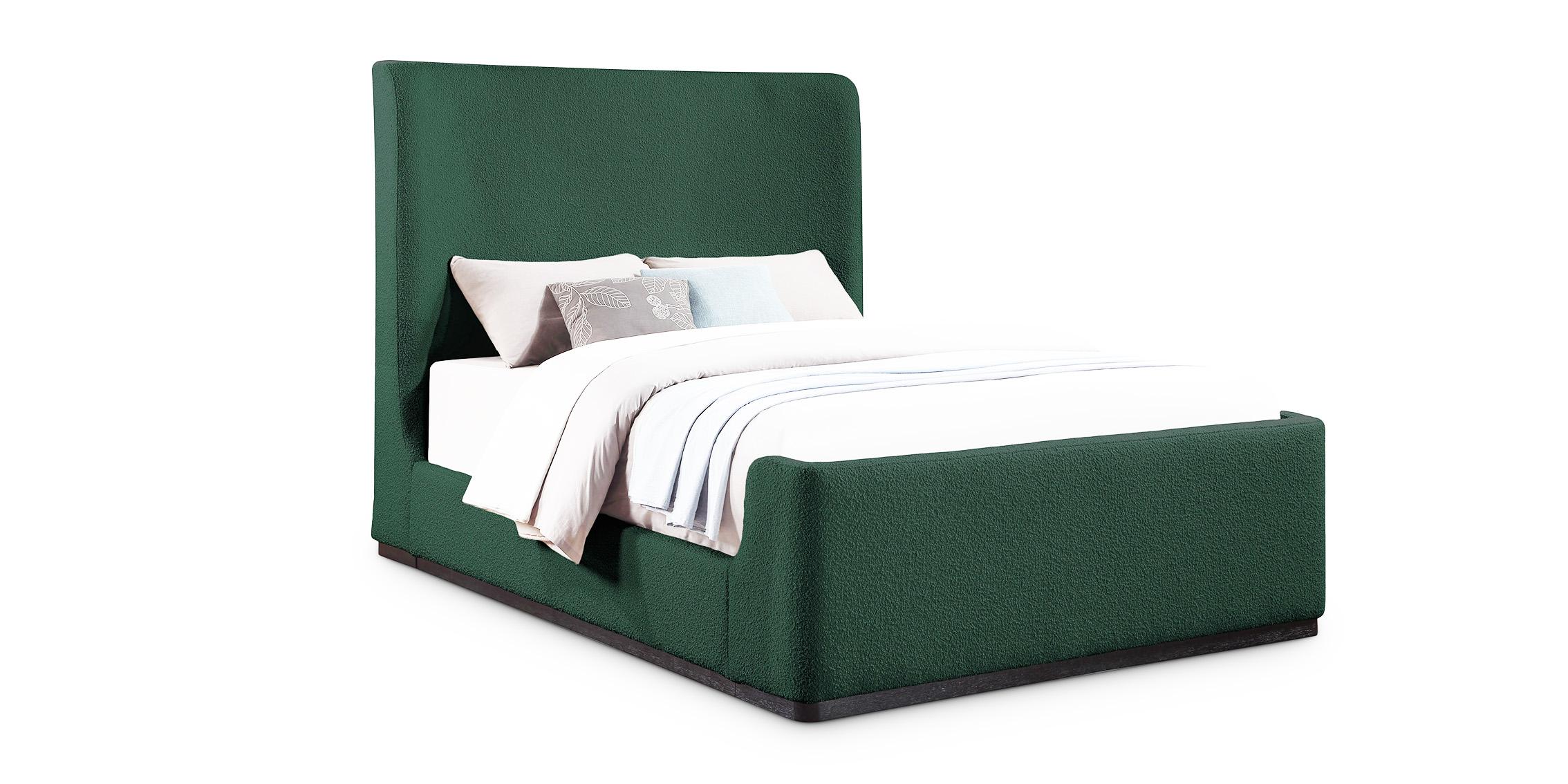 

    
Green Boucle Fabric King Bed OLIVER OliverGreen-K Meridian Contemporary Modern
