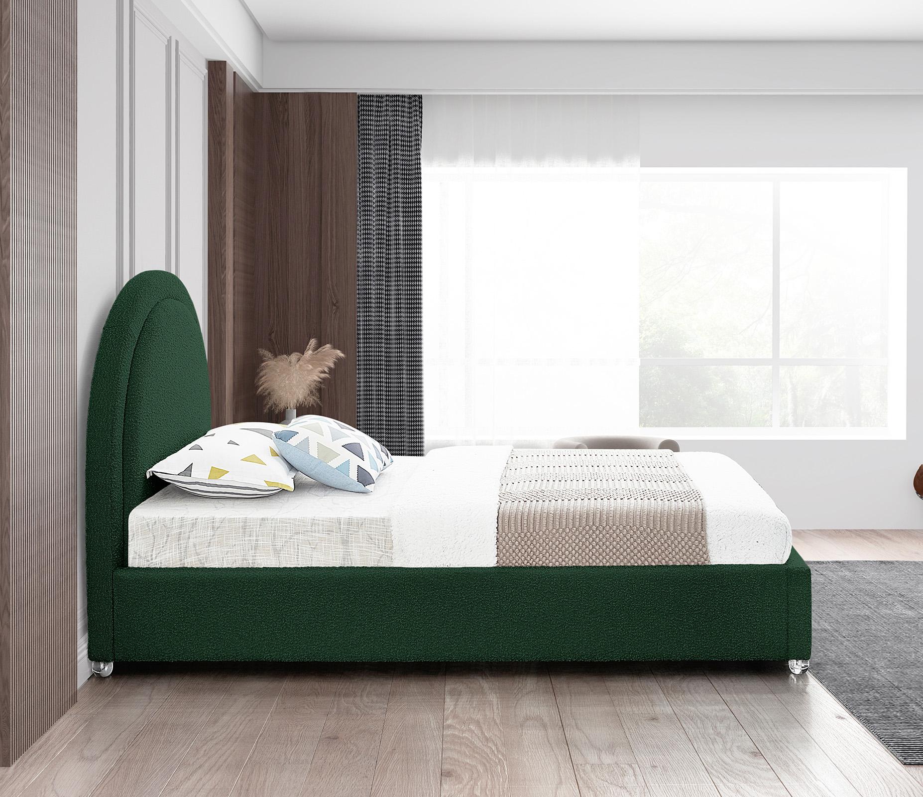 

    
MiloGreen-T Meridian Furniture Platform Bed
