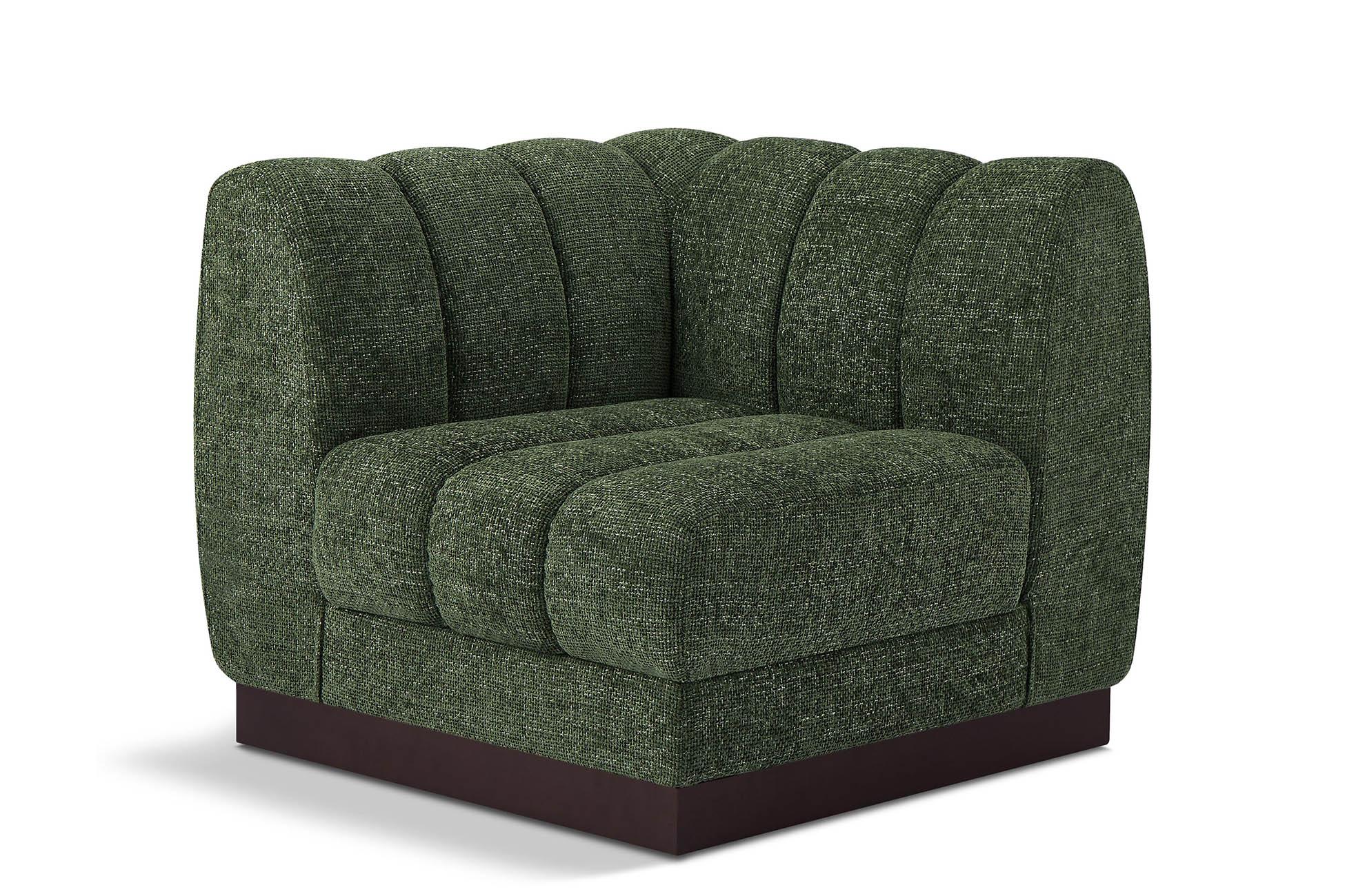 

    
Green Chenille Corner Chair QUINN 124Green-Corner Meridian Contemporary Modern
