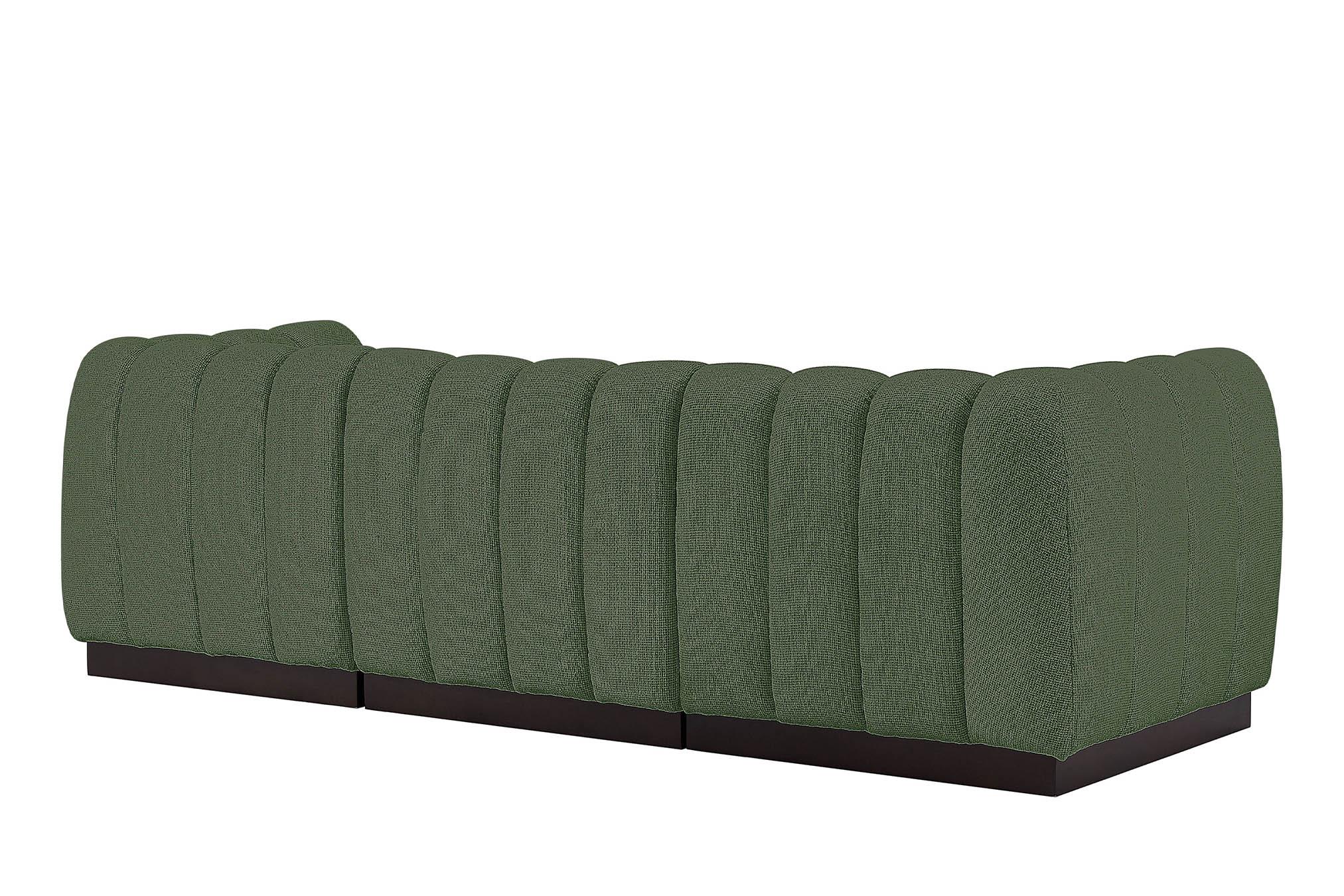 

    
124Green-S101 Meridian Furniture Modular Sofa
