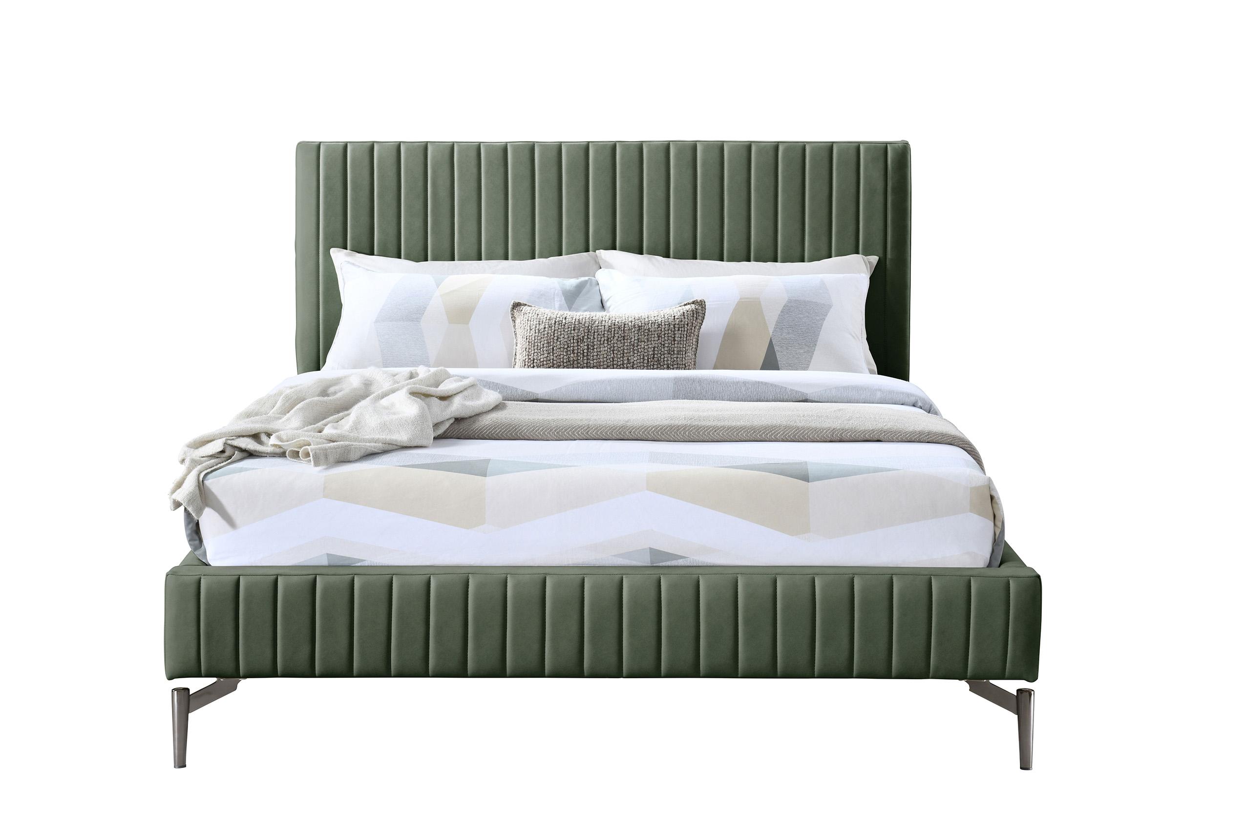 

    
Meridian Furniture GALLO GalloGreen-F Panel Bed Green GalloGreen-F
