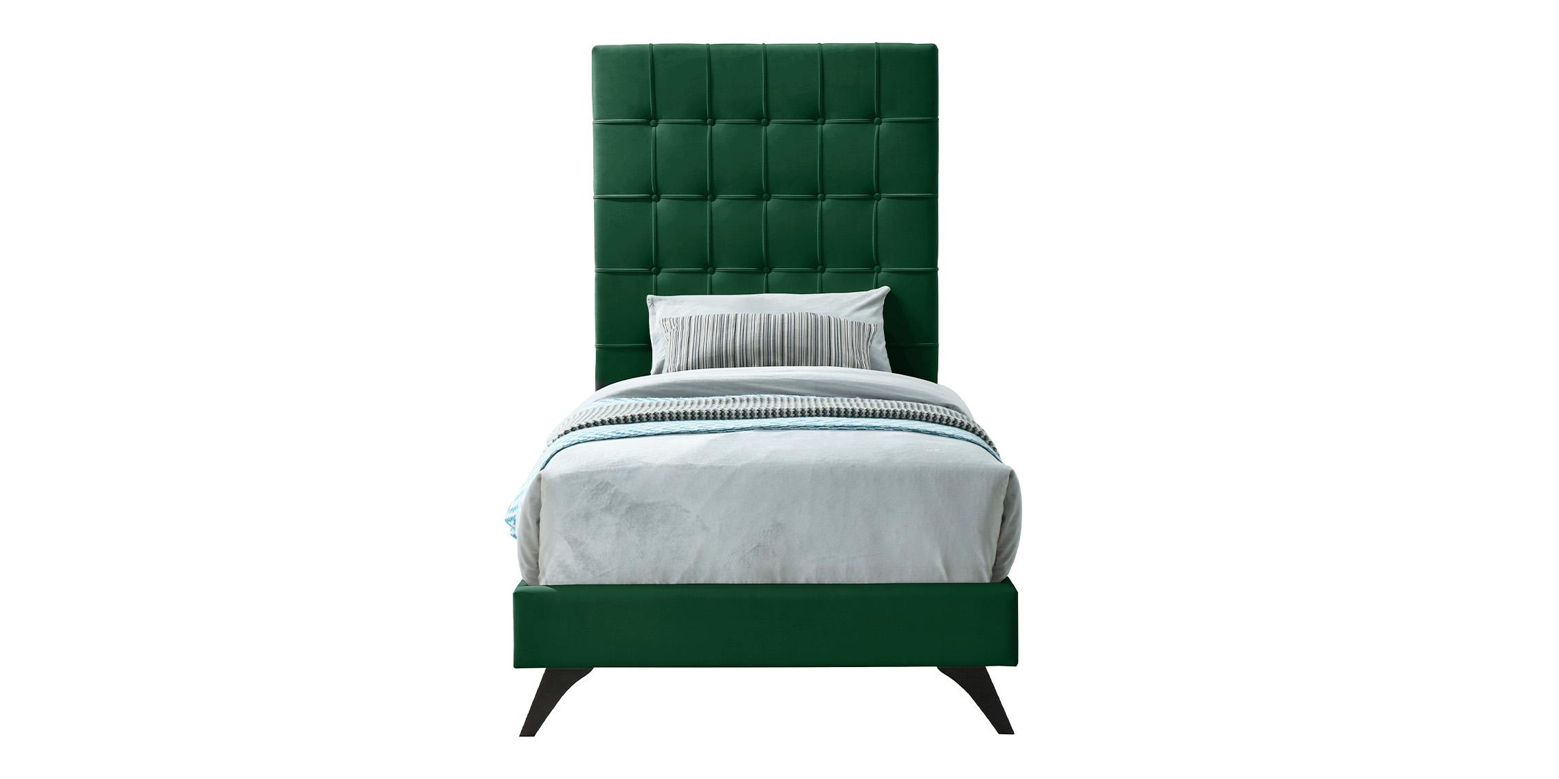 

        
Meridian Furniture ELLY EllyGreen-T Platform Bed Espresso/Green Fabric 753359799797
