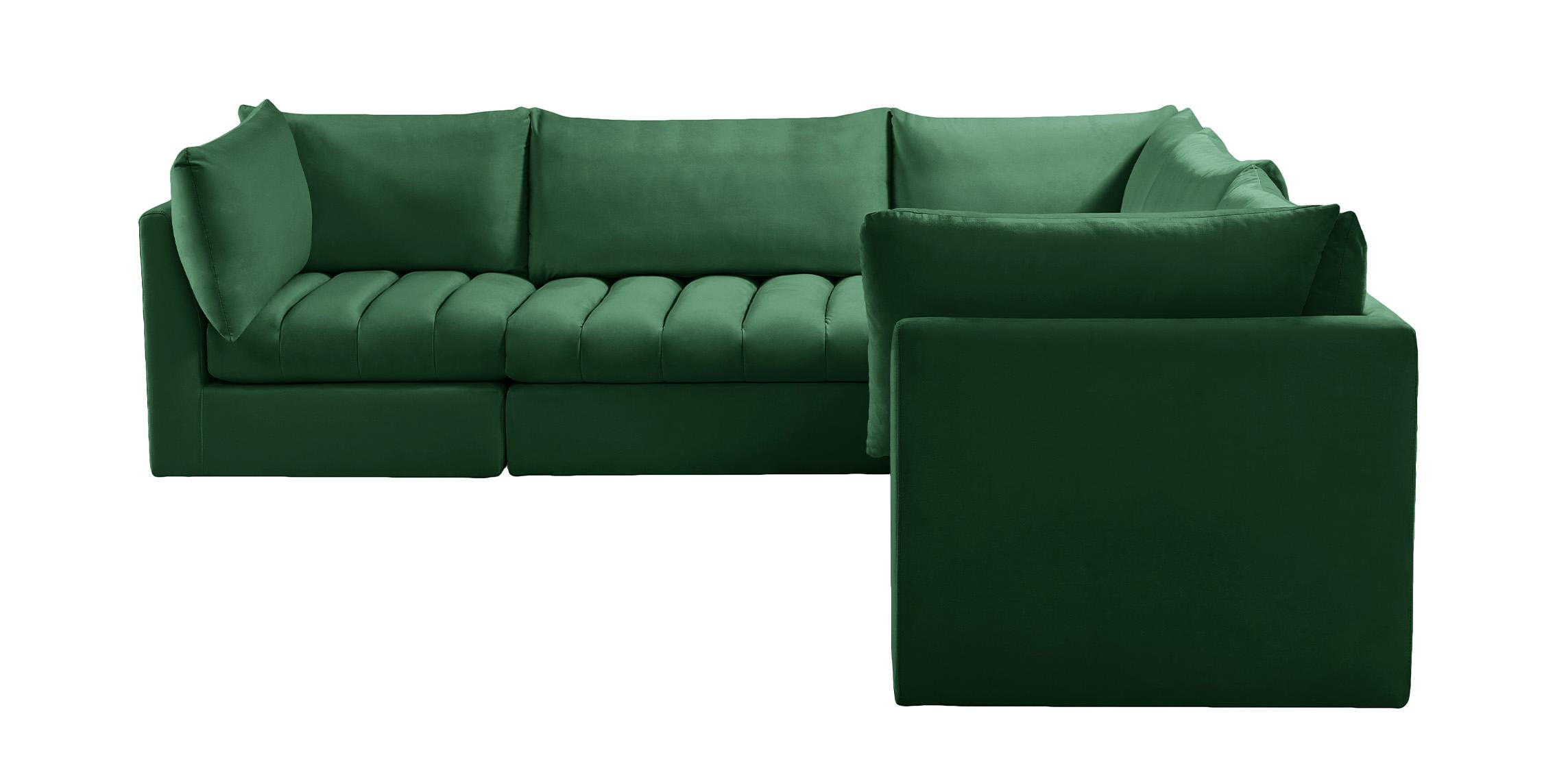 

    
649Green-Sec5C Meridian Furniture Modular Sectional Sofa
