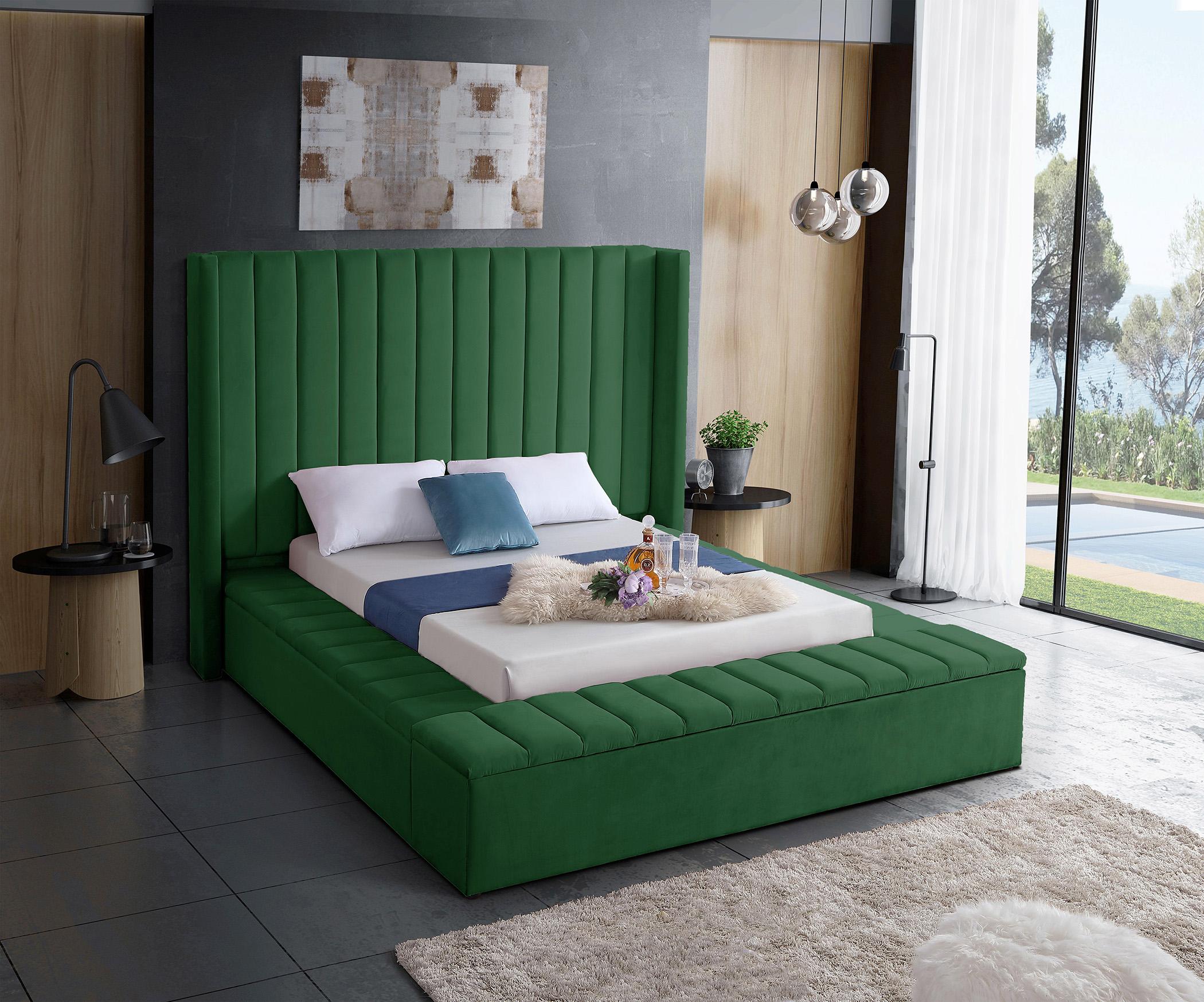 

    
Green Velvet Channel Tufted Storage King Bed KIKI Meridian Contemporary Modern
