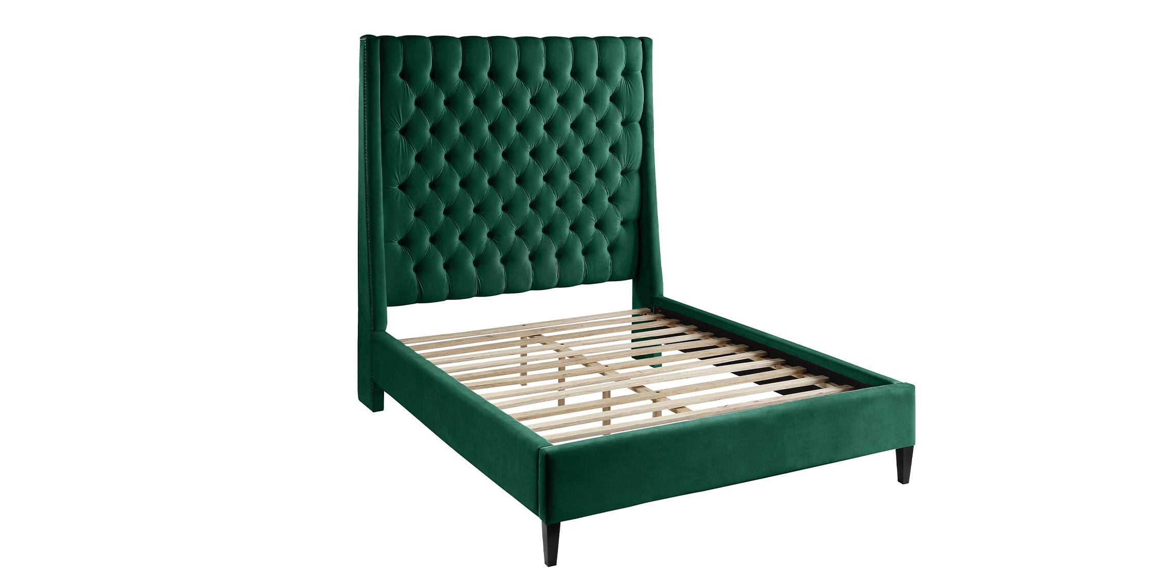 

        
Meridian Furniture FRITZ FritzGreen-F Platform Bed Green Velvet 094308251622
