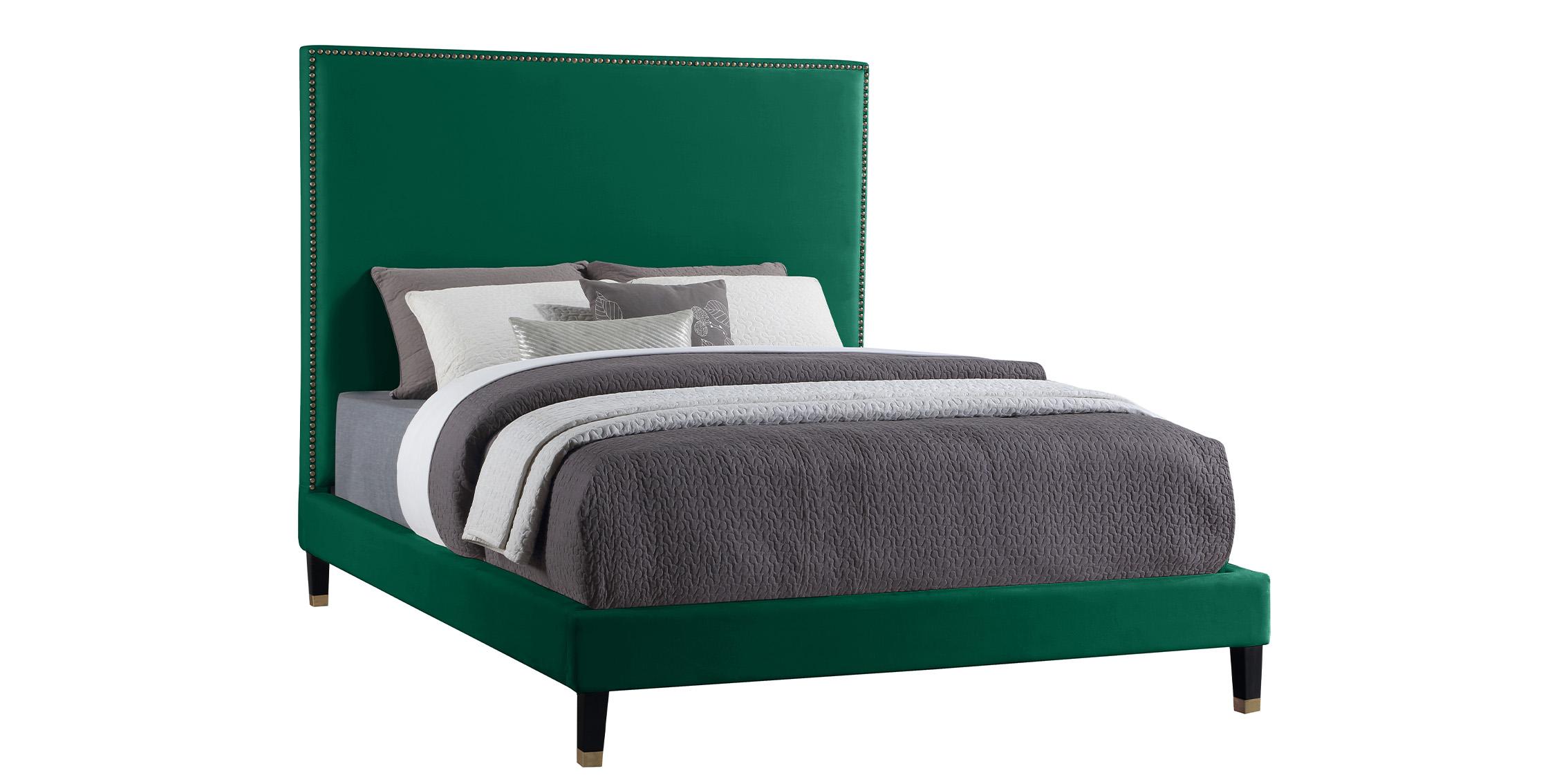 

    
Green Velvet Full Bed HARLIE HarlieGreen-F Meridian Modern Contemporary
