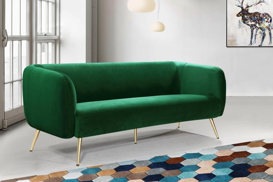 

        
Meridian Furniture Harlow Sofa Green Velvet 704831402650
