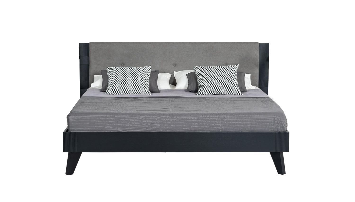 Contemporary, Modern Panel Bed Panther VGMABR-77-BED in Gray, Black Fabric