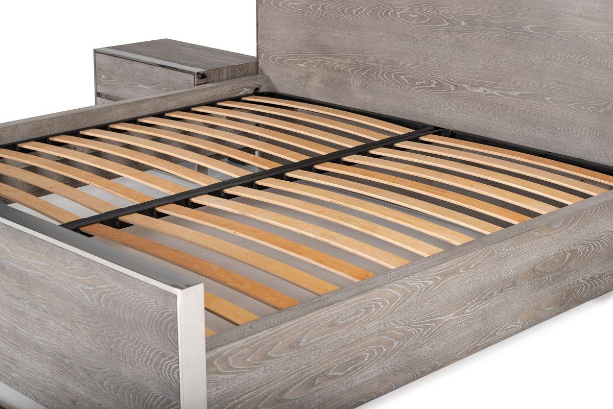 

    
VGVCBD008A-LOW-GRY-K Grey Elm & Stainless Steel King Size Panel Bed by VIG Modrest Charlene
