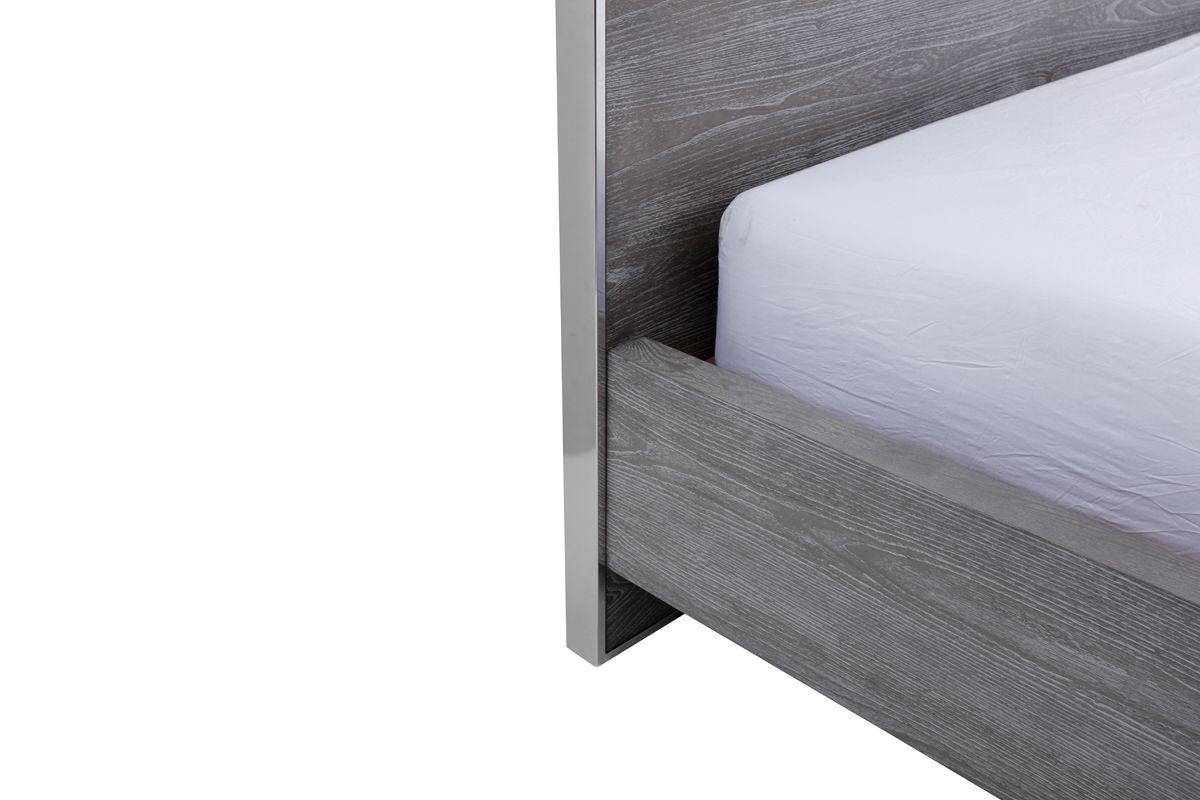 

                    
VIG Furniture Charlene Panel Bed Gray  Purchase 
