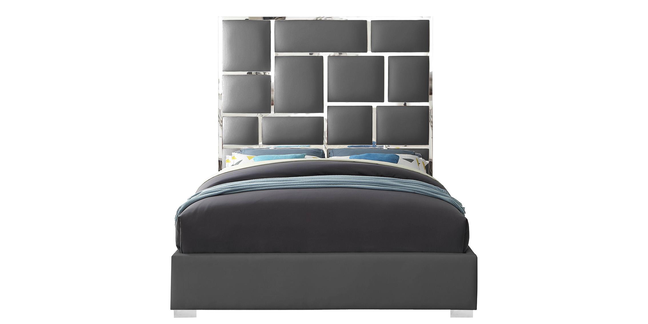 

        
Meridian Furniture MILAN Grey-K Platform Bed Chrome/Gray Faux Leather 704831406597
