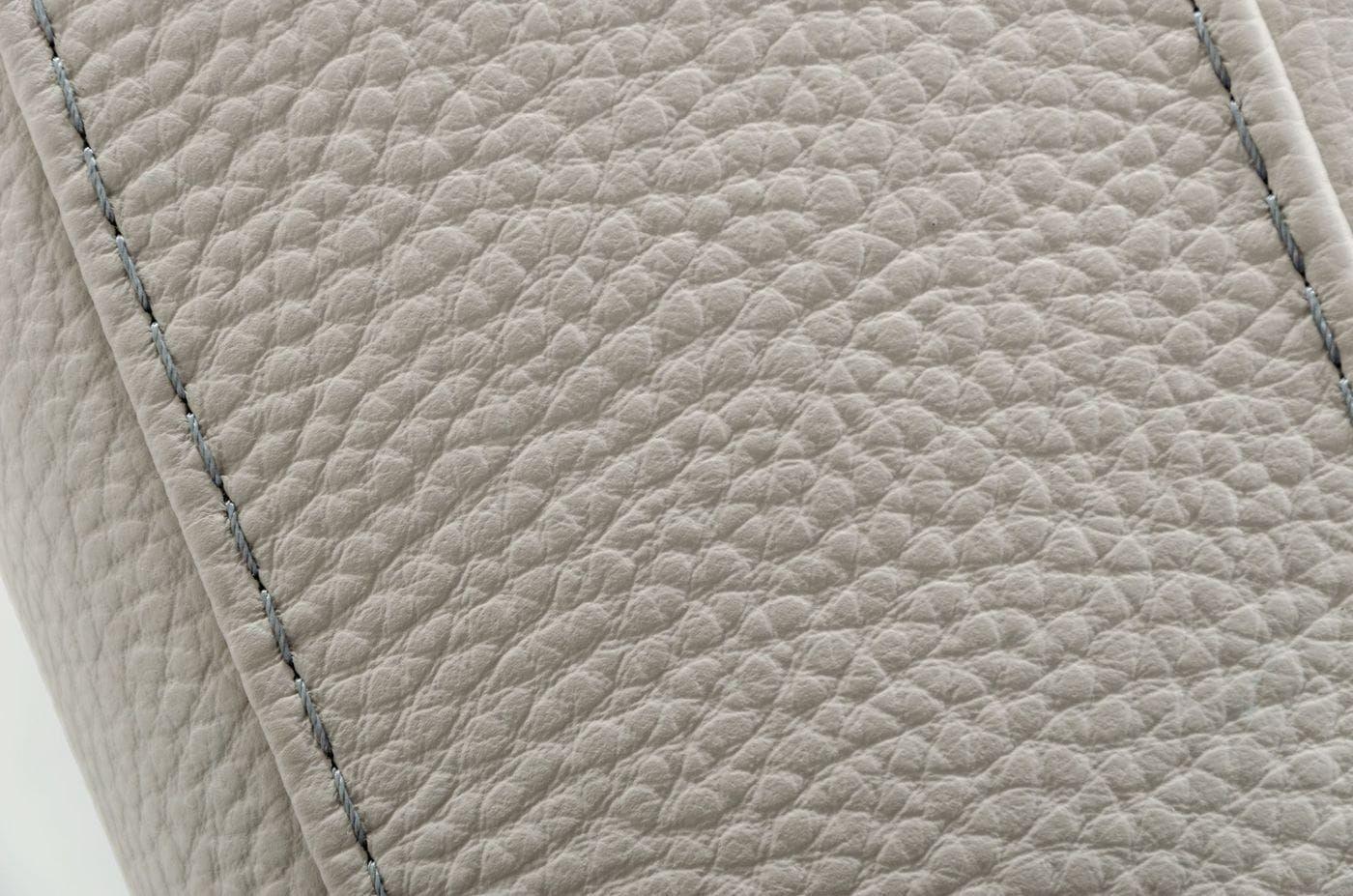 

    
VGDDENJOY-GRYWHT-SECT Grey Genuine Leather Sectional Sofa LEFT Accenti Italia Enjoy VIG Modern
