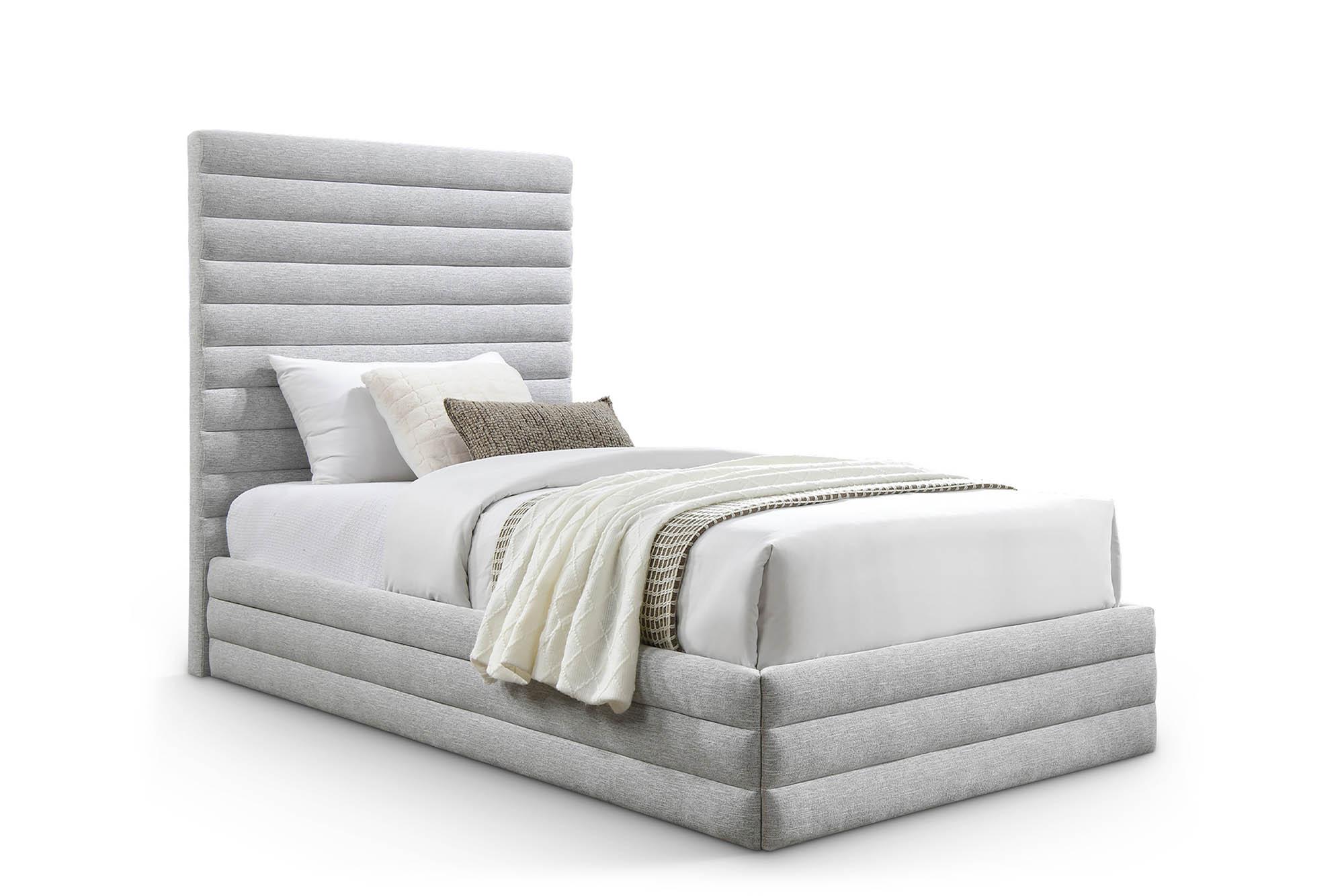 Contemporary, Modern Platform Bed MaxwellGrey-T MaxwellGrey-T in Gray Linen
