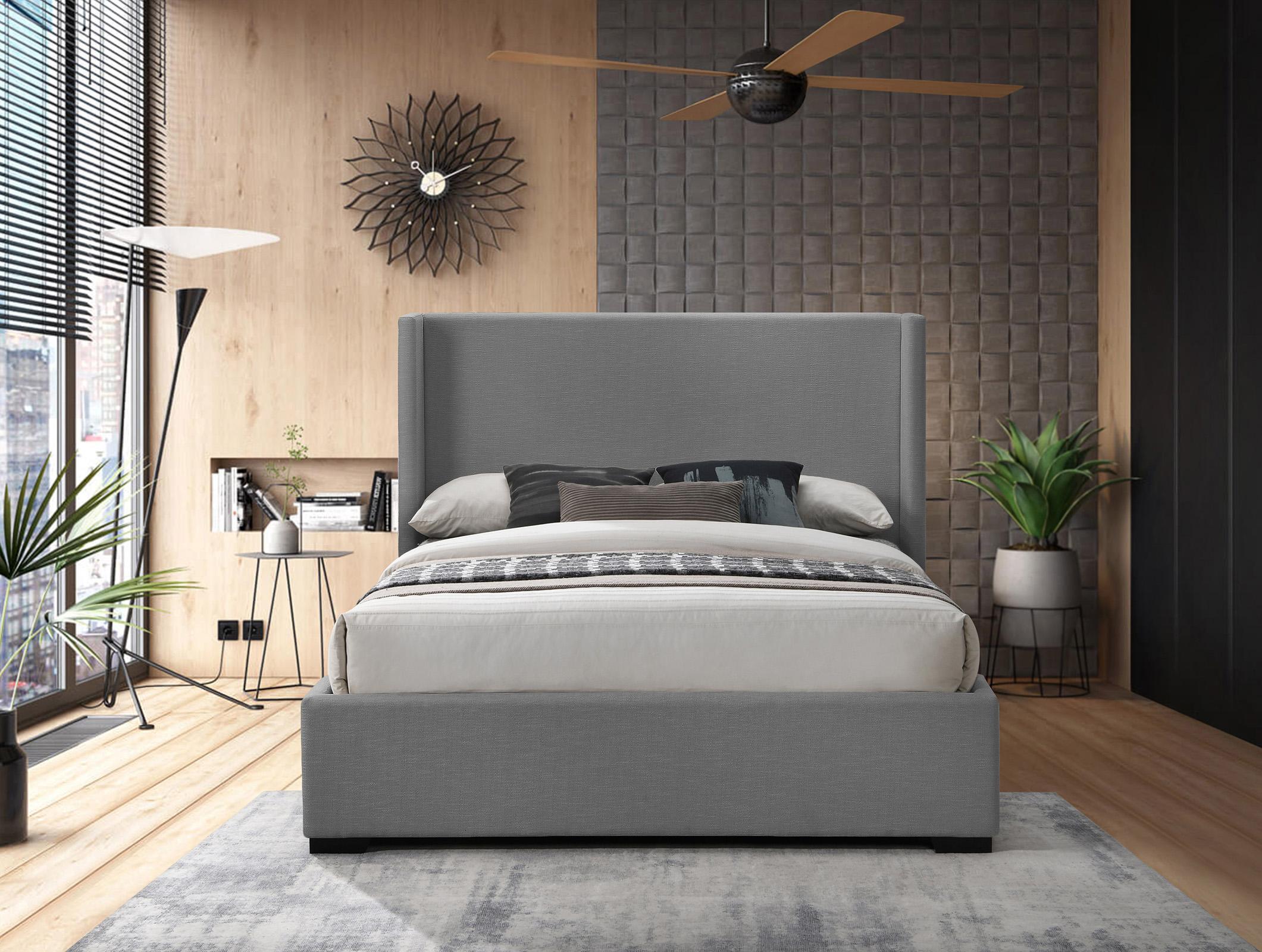 

        
Meridian Furniture OXFORD OxfordGrey-K Platform Bed Gray Linen 094308262536
