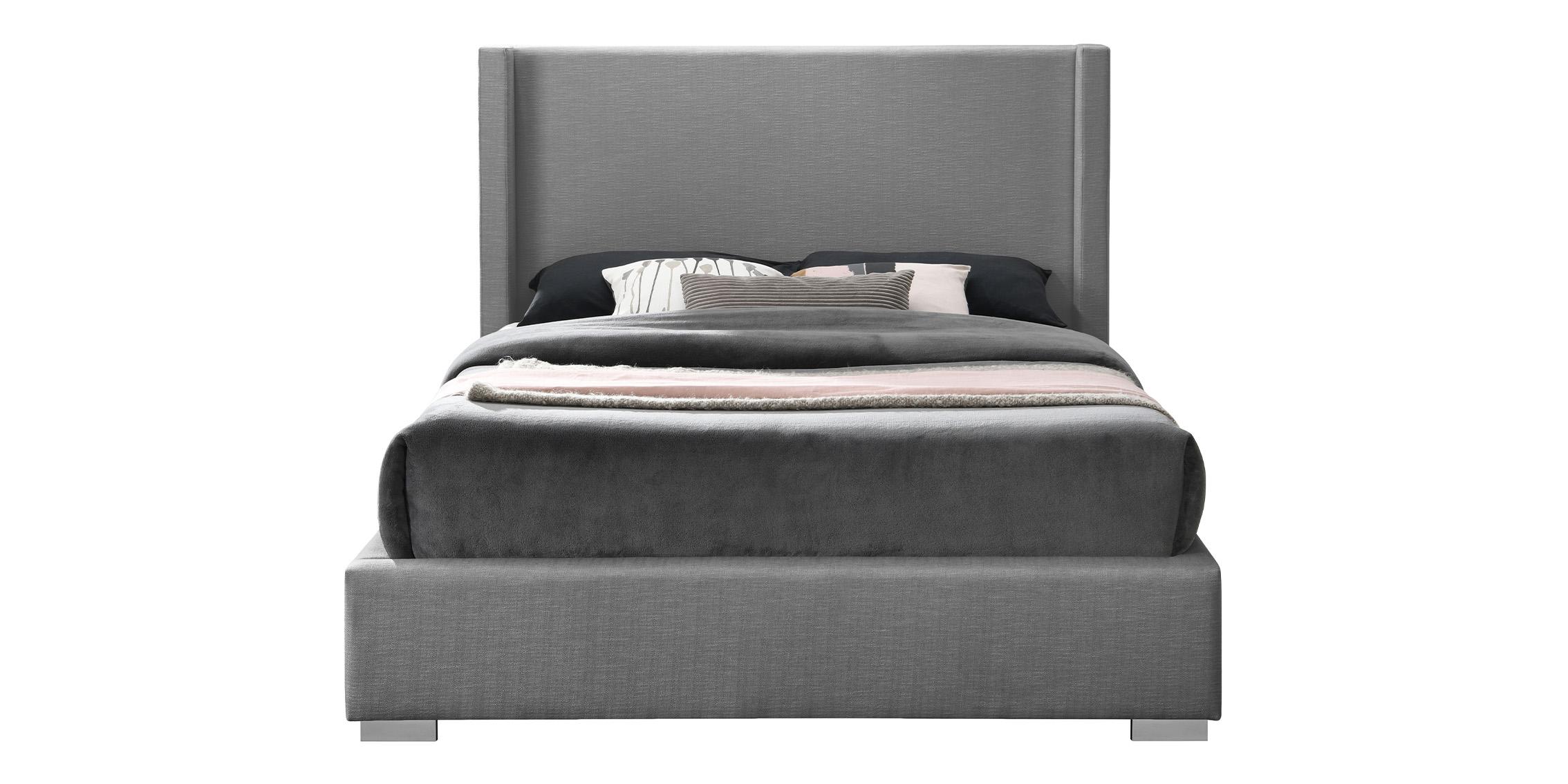 

        
Meridian Furniture ROYCE RoyceGrey-K Platform Bed Gray Linen 094308262659

