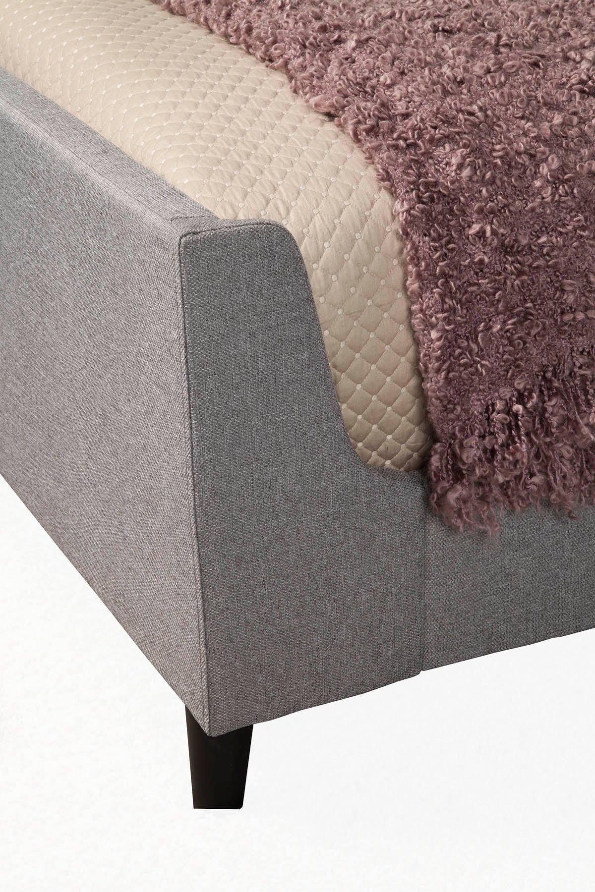 

    
1094EK Alpine Furniture Platform Bed
