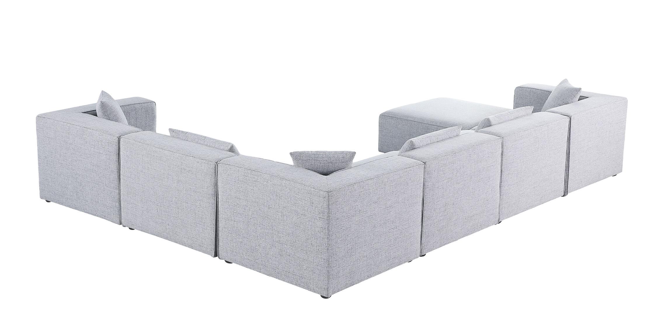

    
630Grey-Sec7A Meridian Furniture Modular Sectional Sofa
