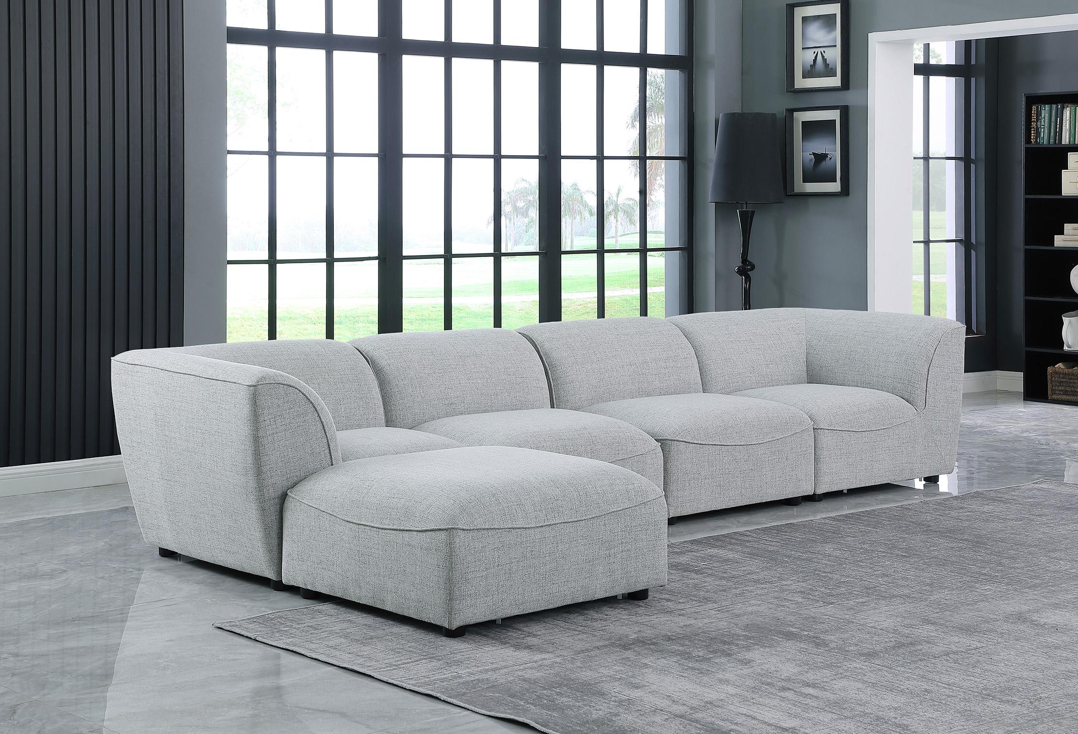 

    
Meridian Furniture MIRAMAR 683Grey-Sec5A Modular Sectional Sofa Gray 683Grey-Sec5A
