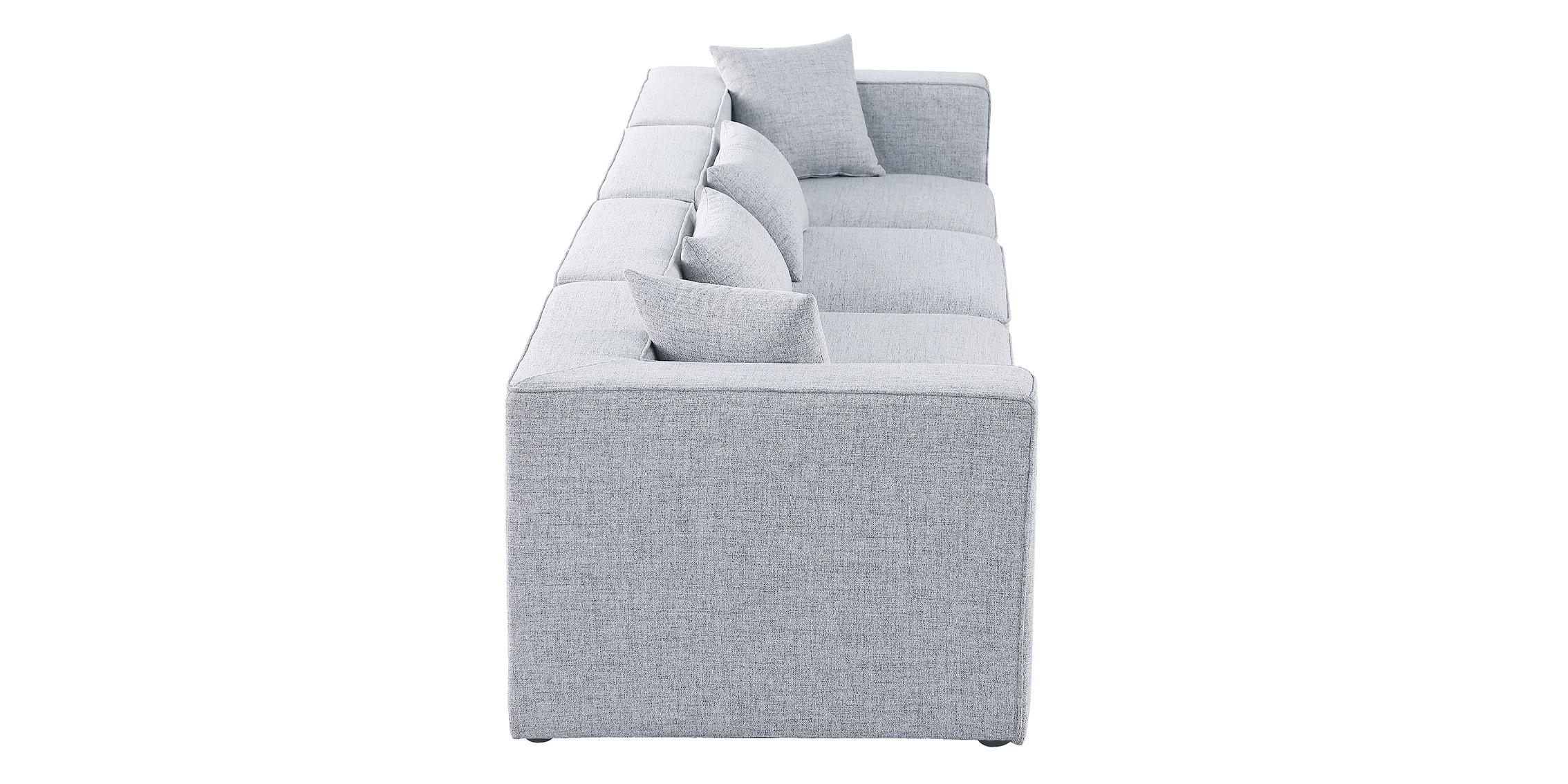 

        
Meridian Furniture CUBE 630Grey-S144B Modular Sofa Gray Linen 94308264073
