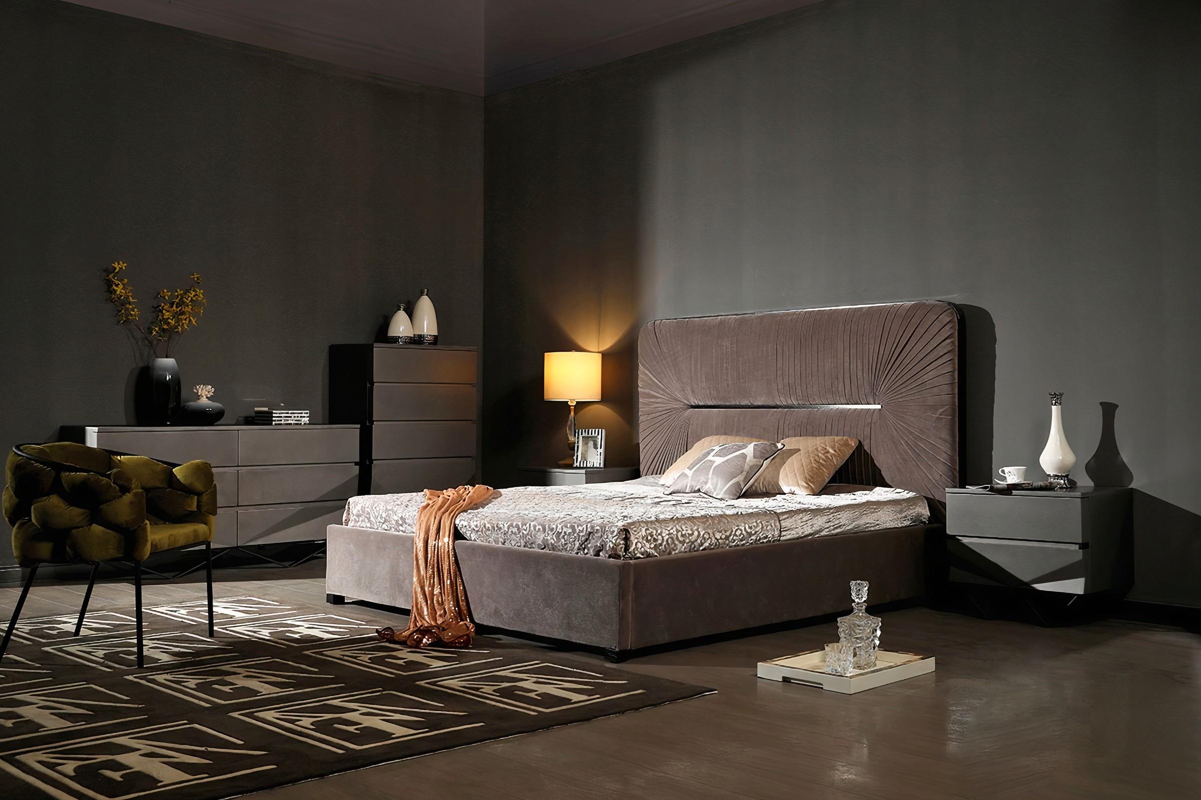 Contemporary, Modern Panel Bedroom Set Duke VGVCBD1903-GRY-Q-3pcs in Tan, Gray Velvet
